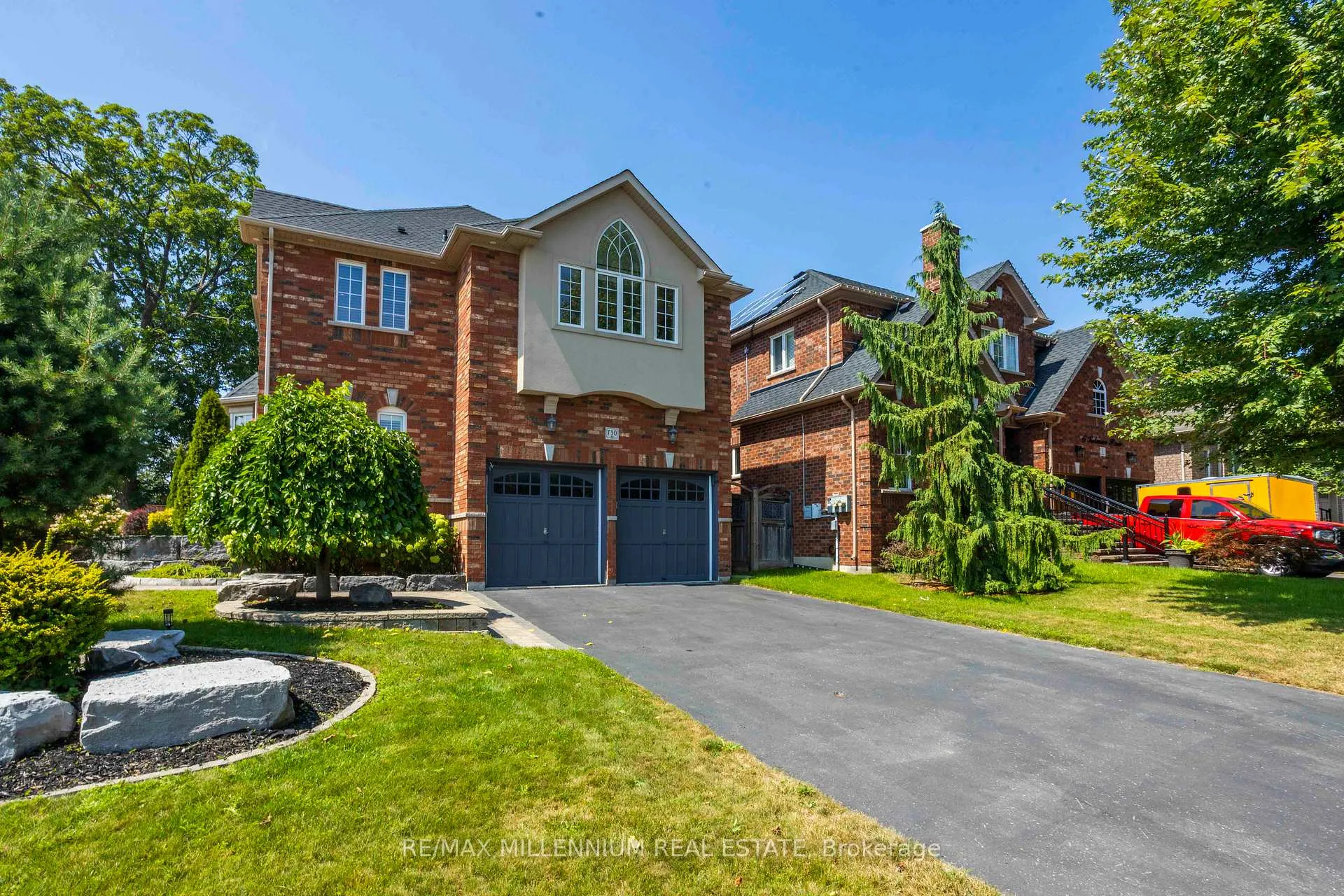 Photo 2 of 730 Longworth Avenue, Clarington, Bowmanville — HOMEH