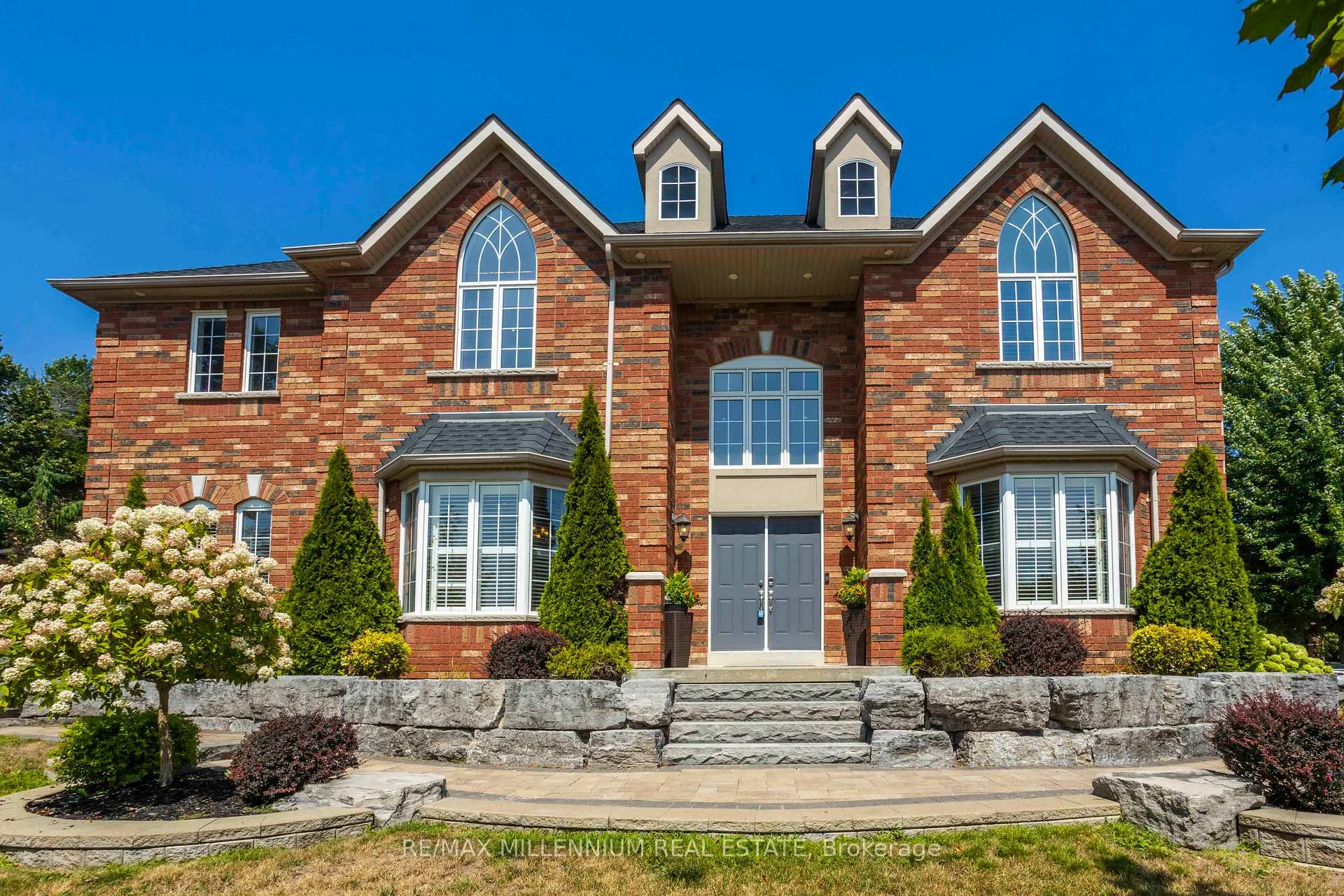 Photo 3 of 730 Longworth Avenue, Clarington, Bowmanville — HOMEH