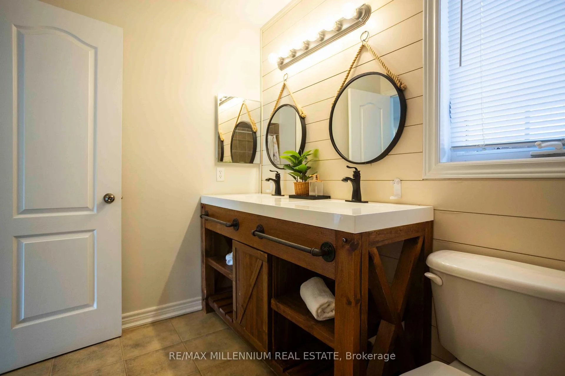 Photo 23 of 730 Longworth Avenue, Clarington, Bowmanville — HOMEH