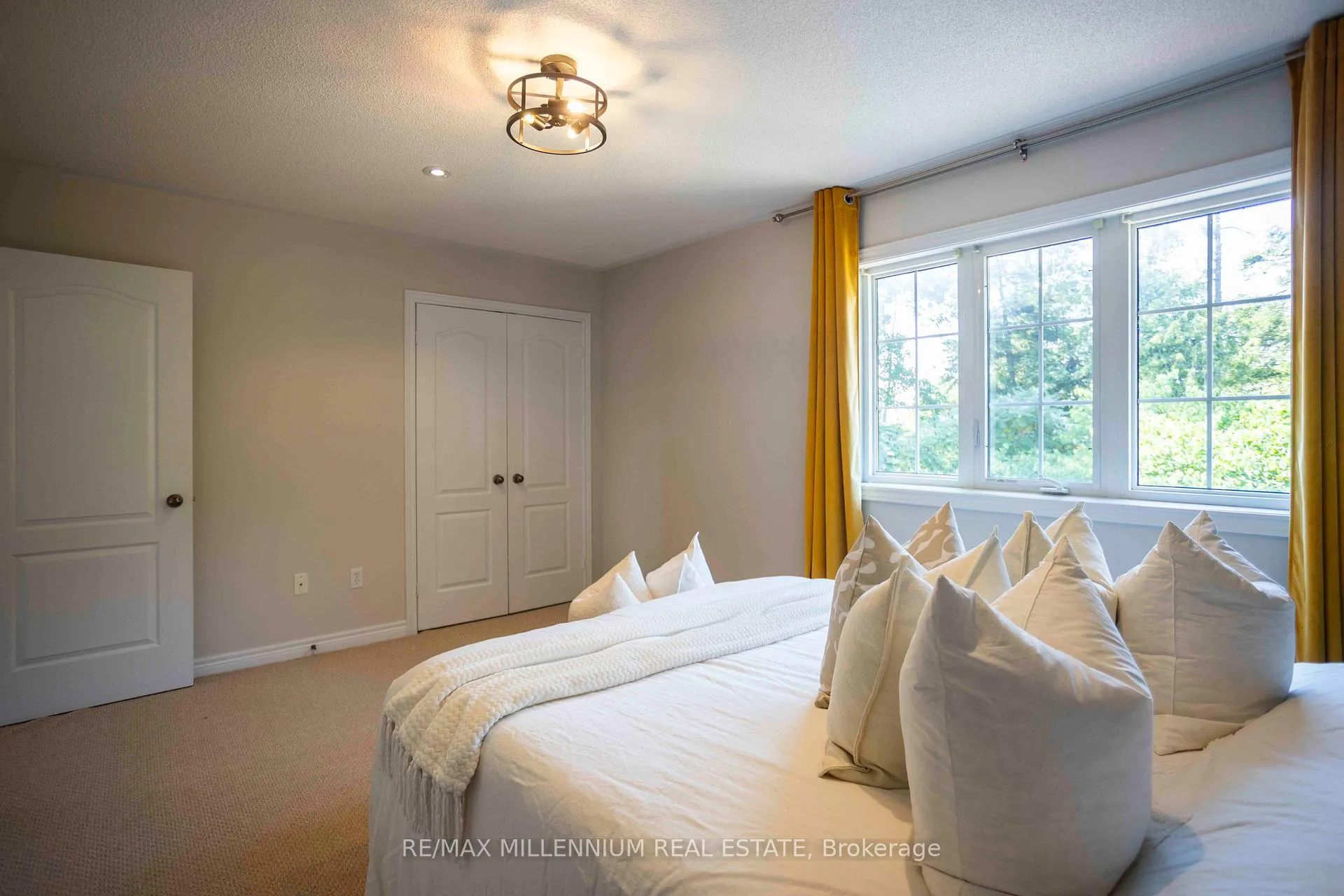 Photo 32 of 730 Longworth Avenue, Clarington, Bowmanville — HOMEH