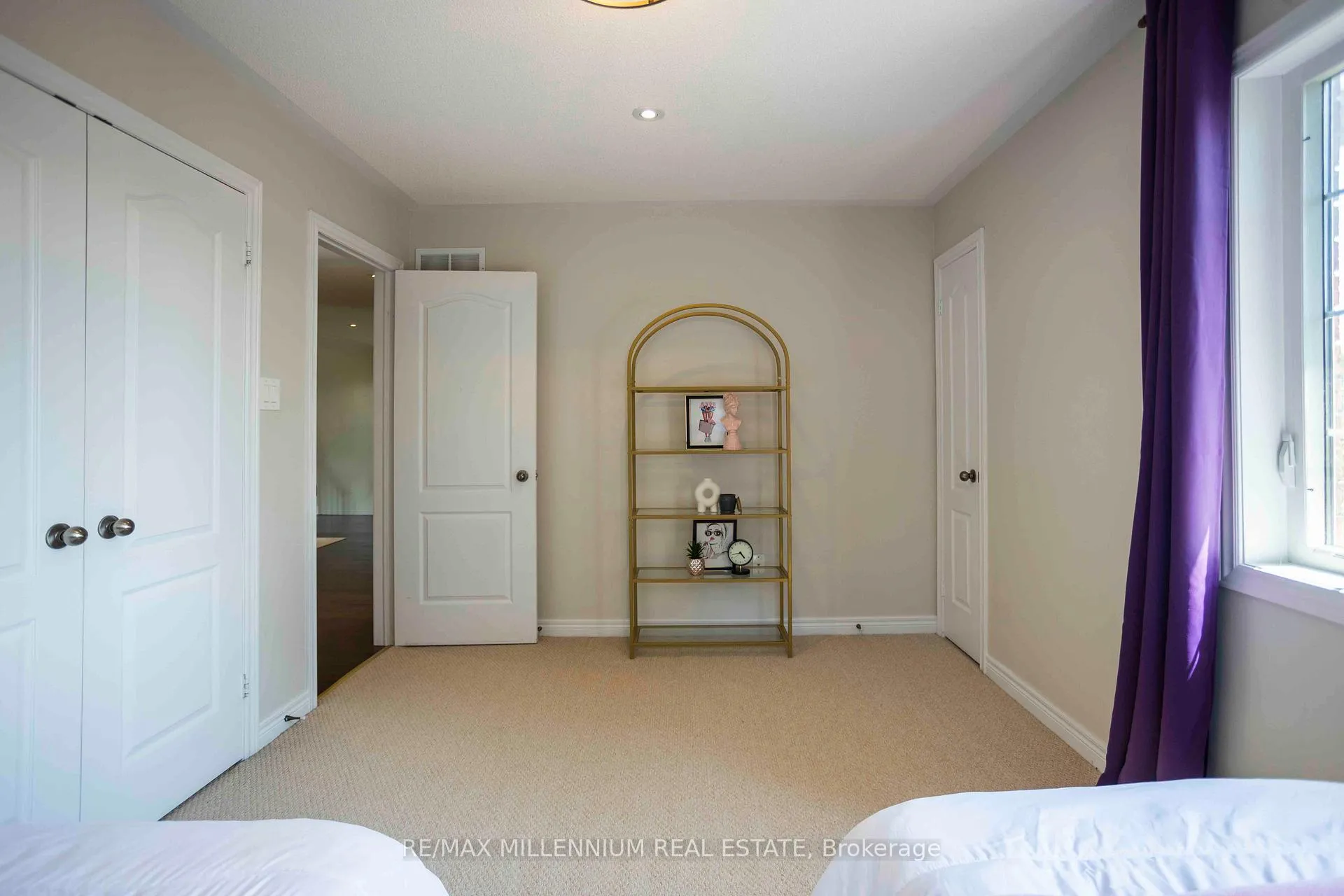 Photo 36 of 730 Longworth Avenue, Clarington, Bowmanville — HOMEH