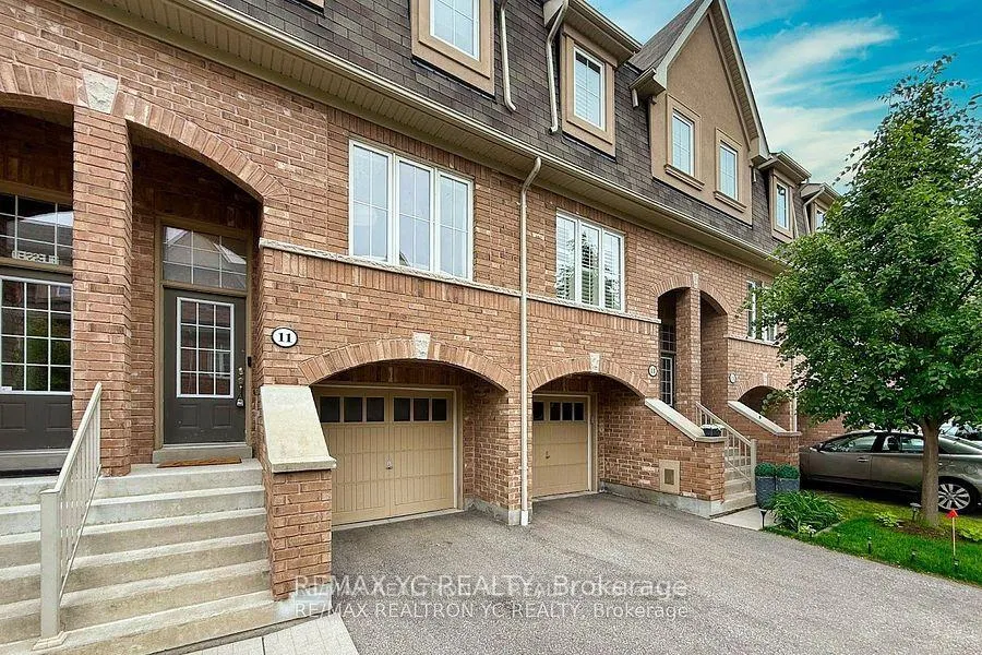 Photo 3 of 11 Reevesmere Lane, Ajax, Northeast Ajax — HOMEH