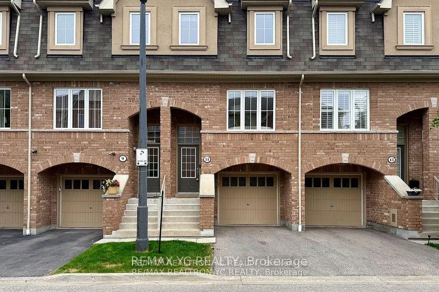 Photo 4 of 11 Reevesmere Lane, Ajax, Northeast Ajax — HOMEH