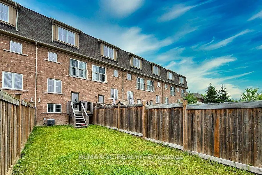 Photo 39 of 11 Reevesmere Lane, Ajax, Northeast Ajax — HOMEH