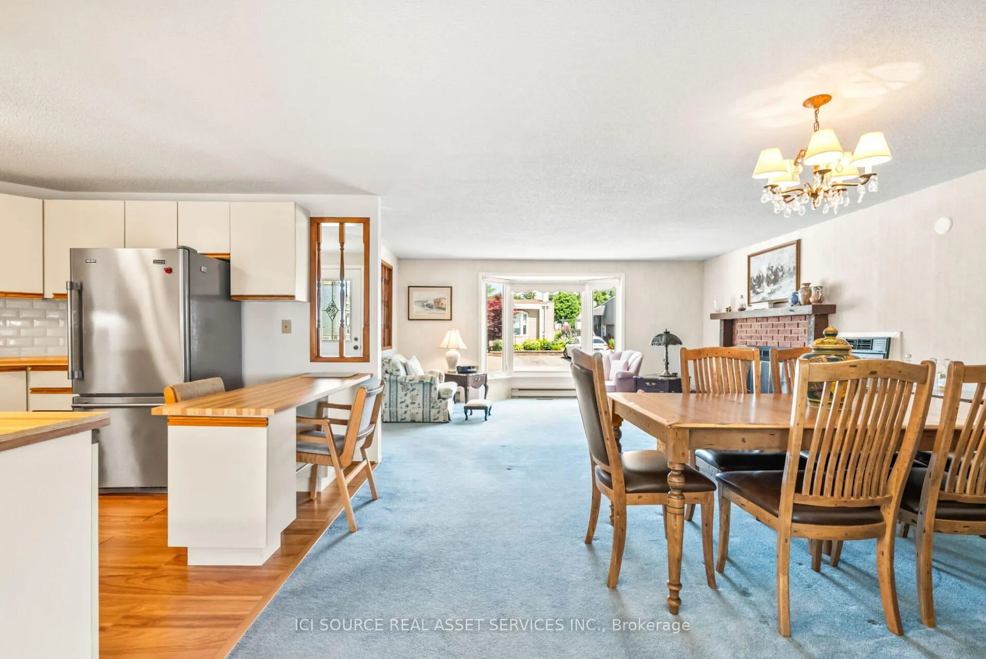 Photo 6 of 59 The Cove Road, Clarington, Bowmanville — HOMEH