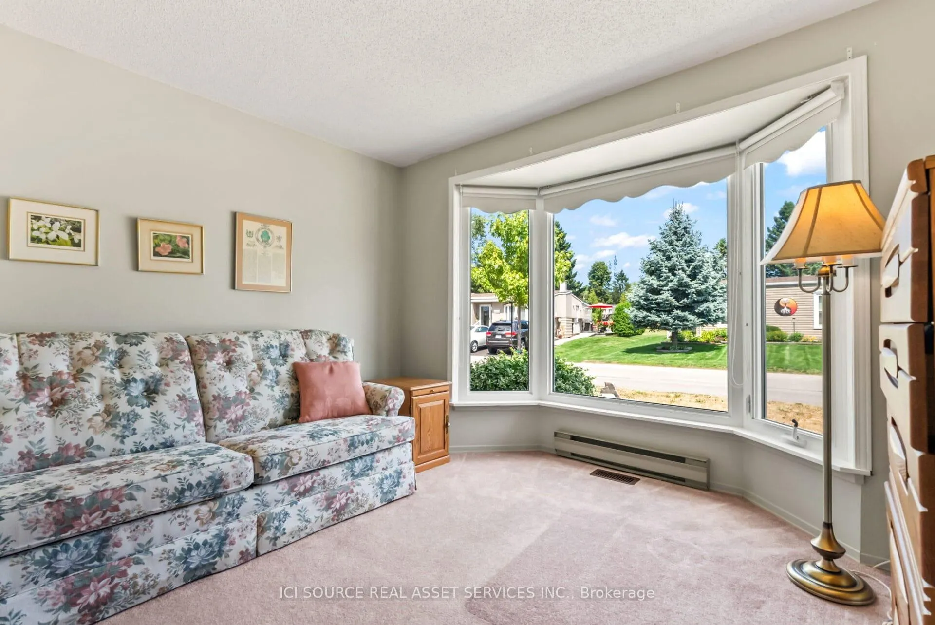 Photo 16 of 59 The Cove Road, Clarington, Bowmanville — HOMEH