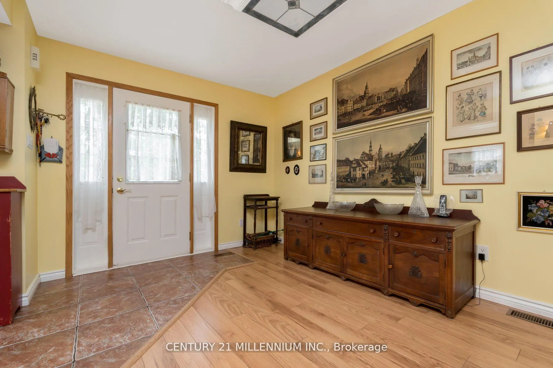 Photo 7 of 11 Old Pavillion Road, Caledon, Cheltenham — HOMEH