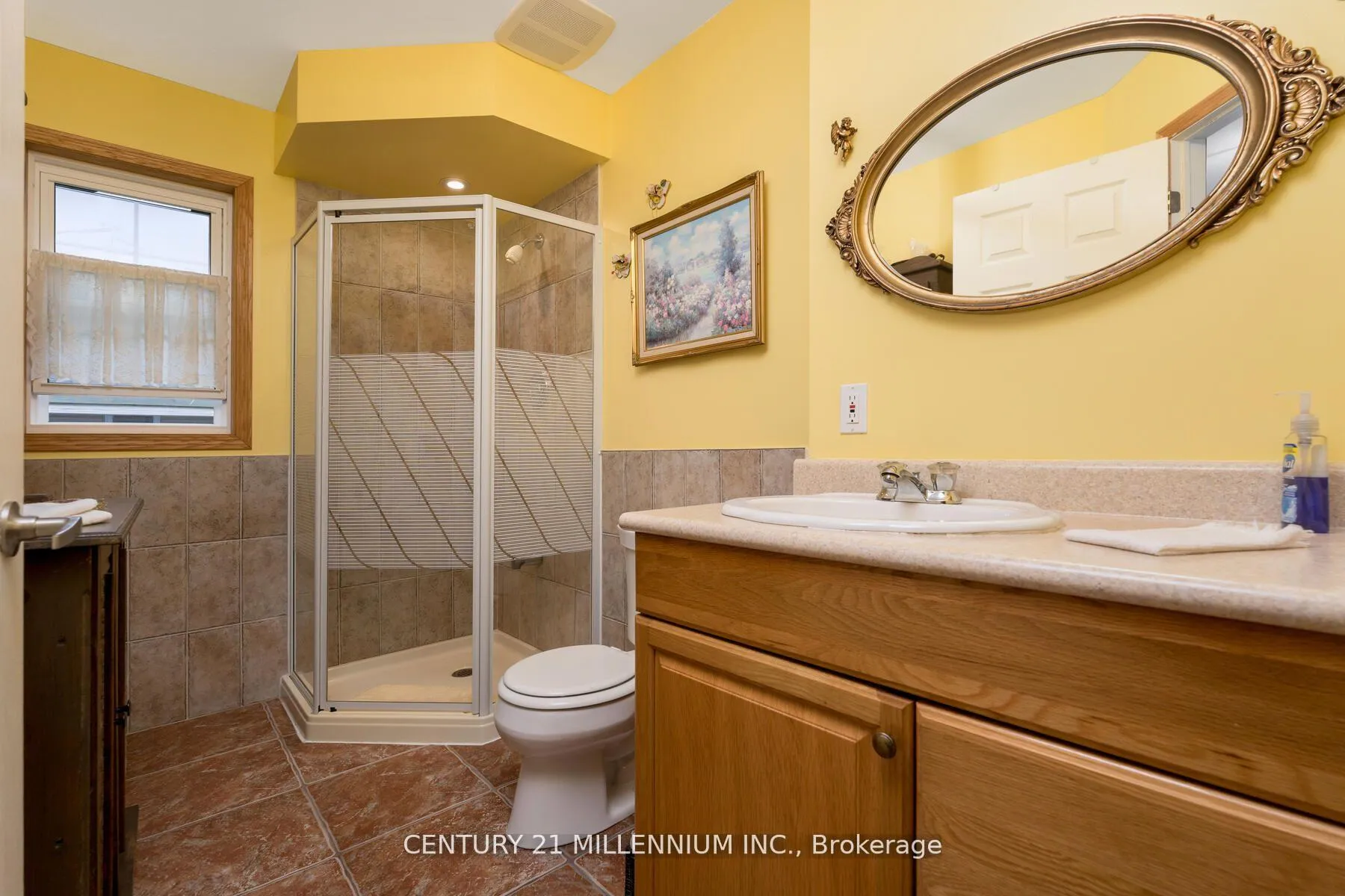 Photo 15 of 11 Old Pavillion Road, Caledon, Cheltenham — HOMEH