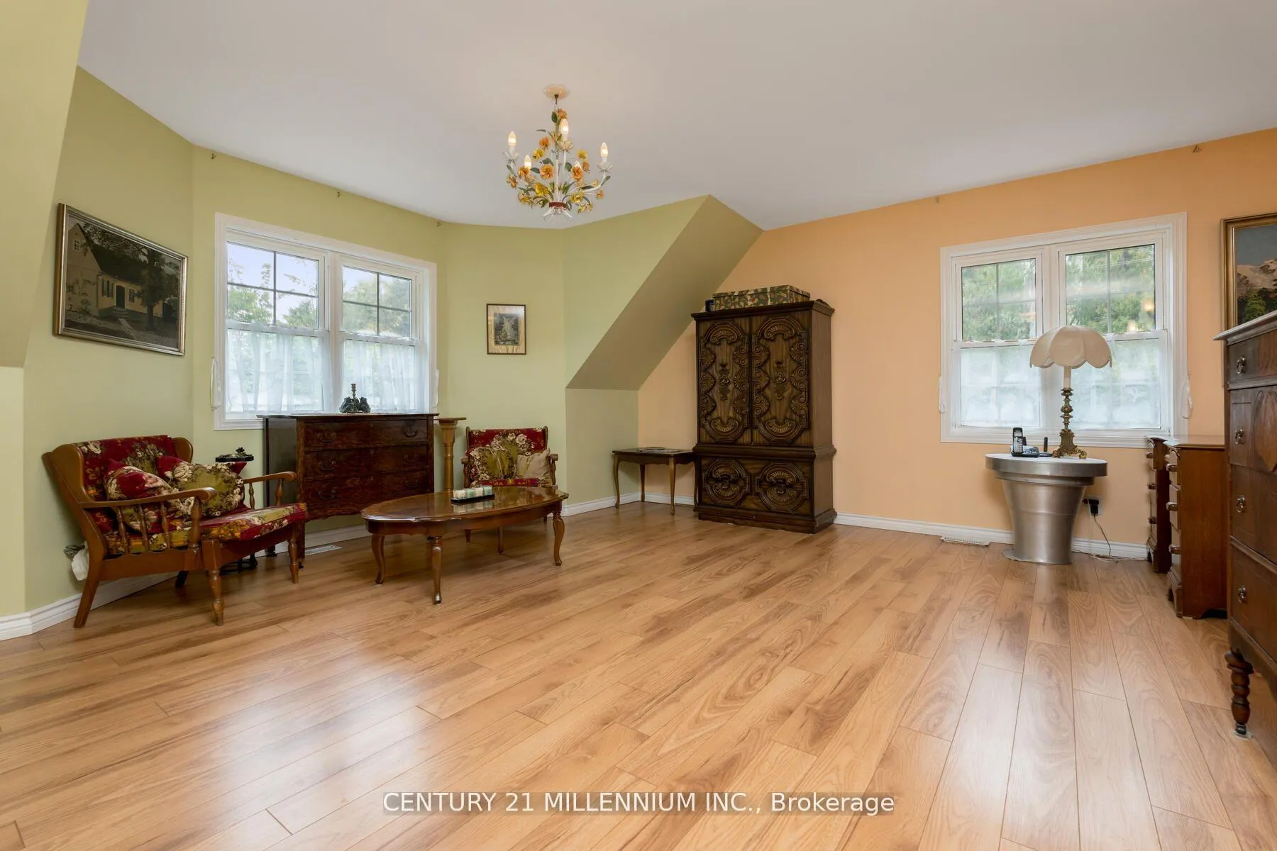 Photo 18 of 11 Old Pavillion Road, Caledon, Cheltenham — HOMEH