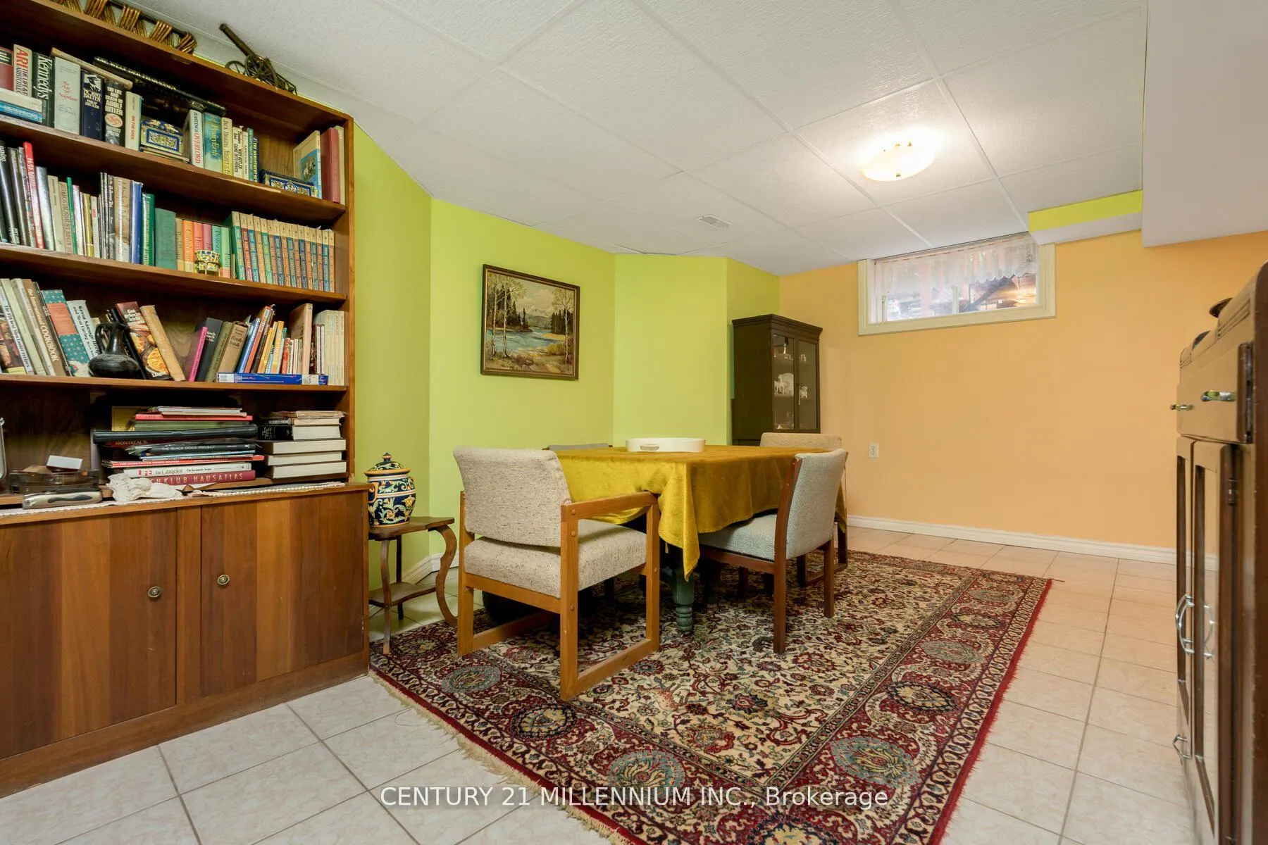Photo 25 of 11 Old Pavillion Road, Caledon, Cheltenham — HOMEH