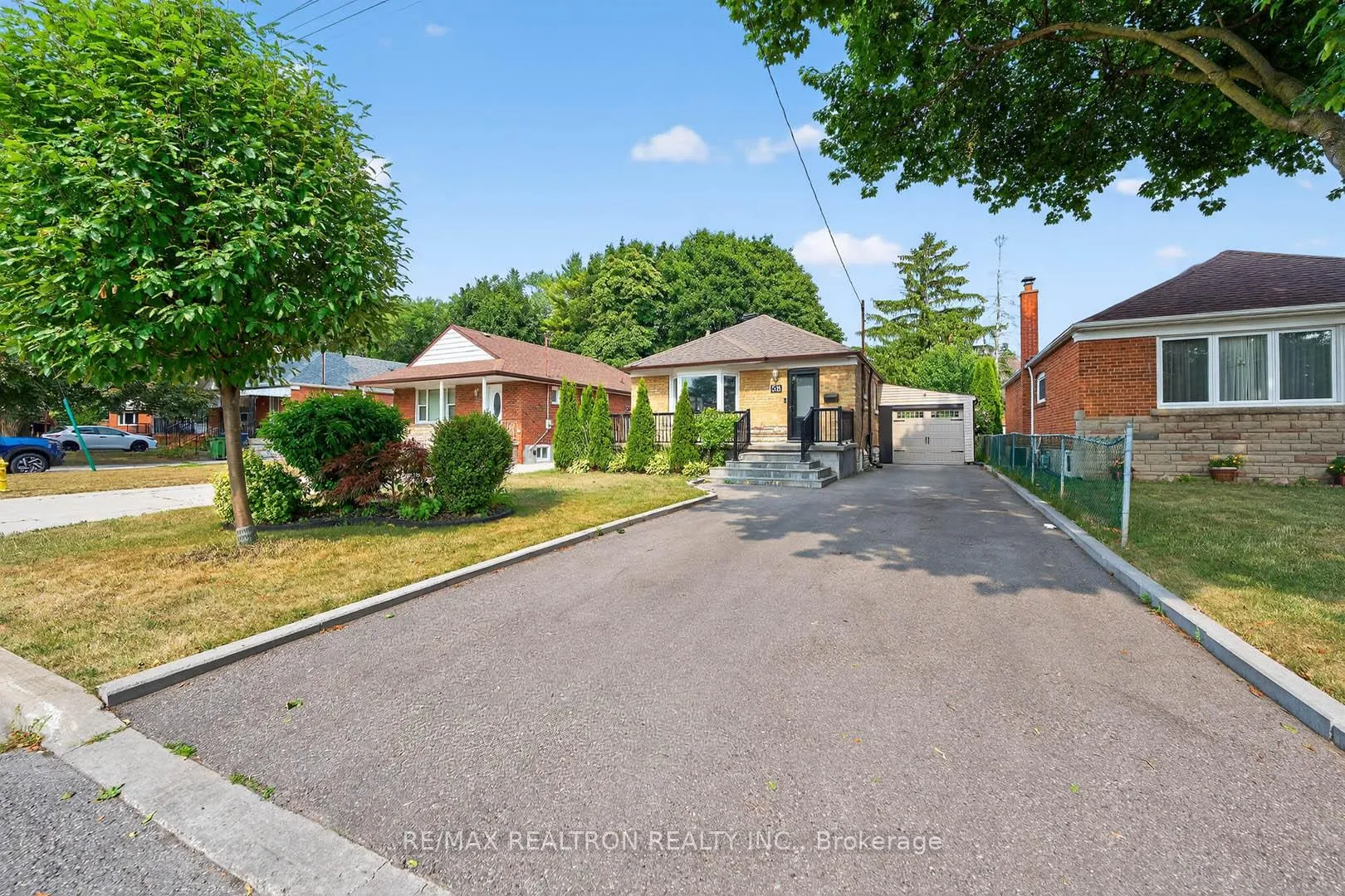 Photo 4 of 58 Leahann Drive, Scarborough, Dorset Park — HOMEH