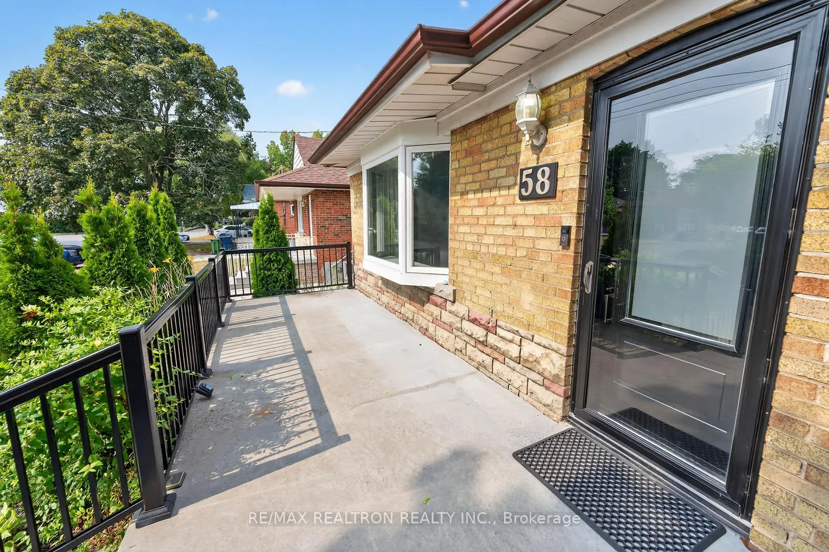 Photo 6 of 58 Leahann Drive, Scarborough, Dorset Park — HOMEH