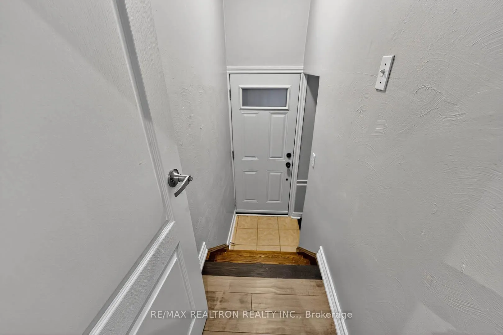 Photo 33 of 58 Leahann Drive, Scarborough, Dorset Park — HOMEH