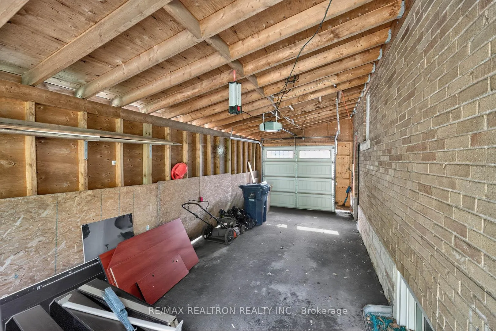 Photo 45 of 58 Leahann Drive, Scarborough, Dorset Park — HOMEH