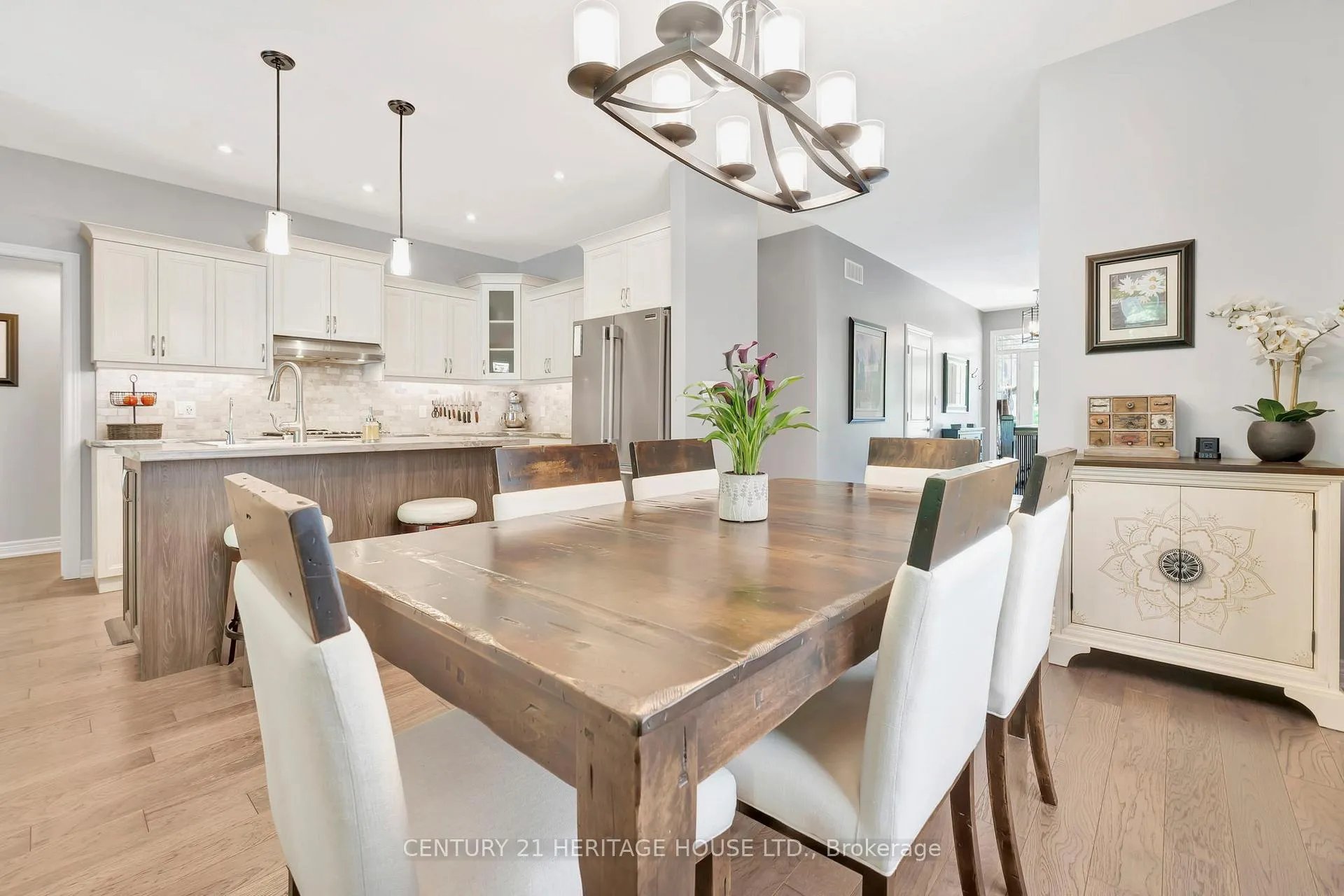 Photo 11 of 23 Hampton Street, Brant, Paris — HOMEH