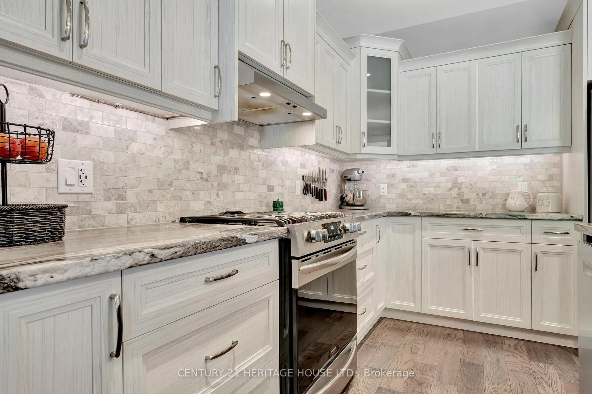 Photo 16 of 23 Hampton Street, Brant, Paris — HOMEH