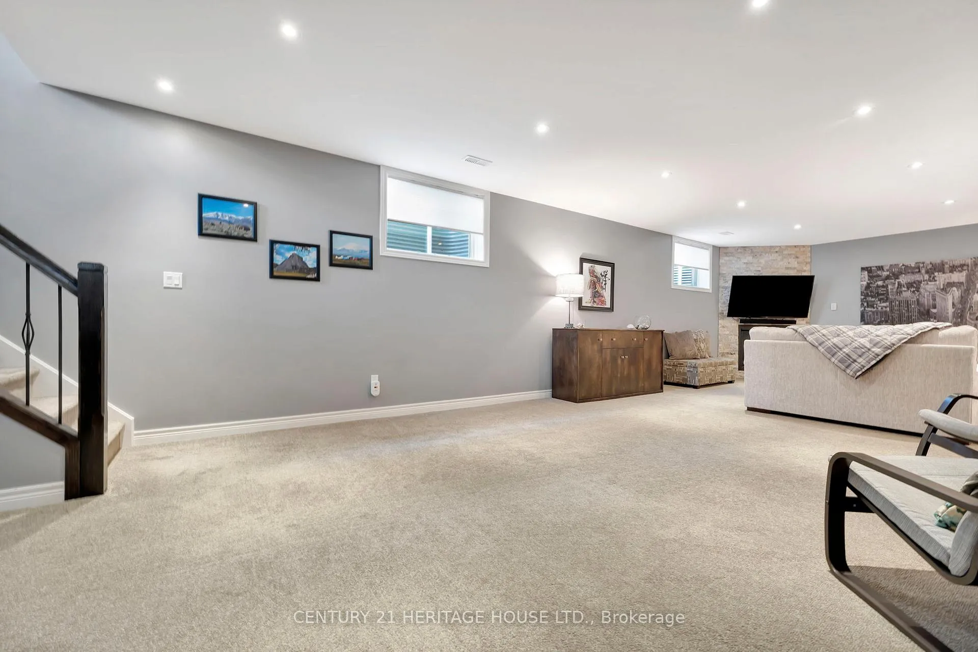 Photo 32 of 23 Hampton Street, Brant, Paris — HOMEH
