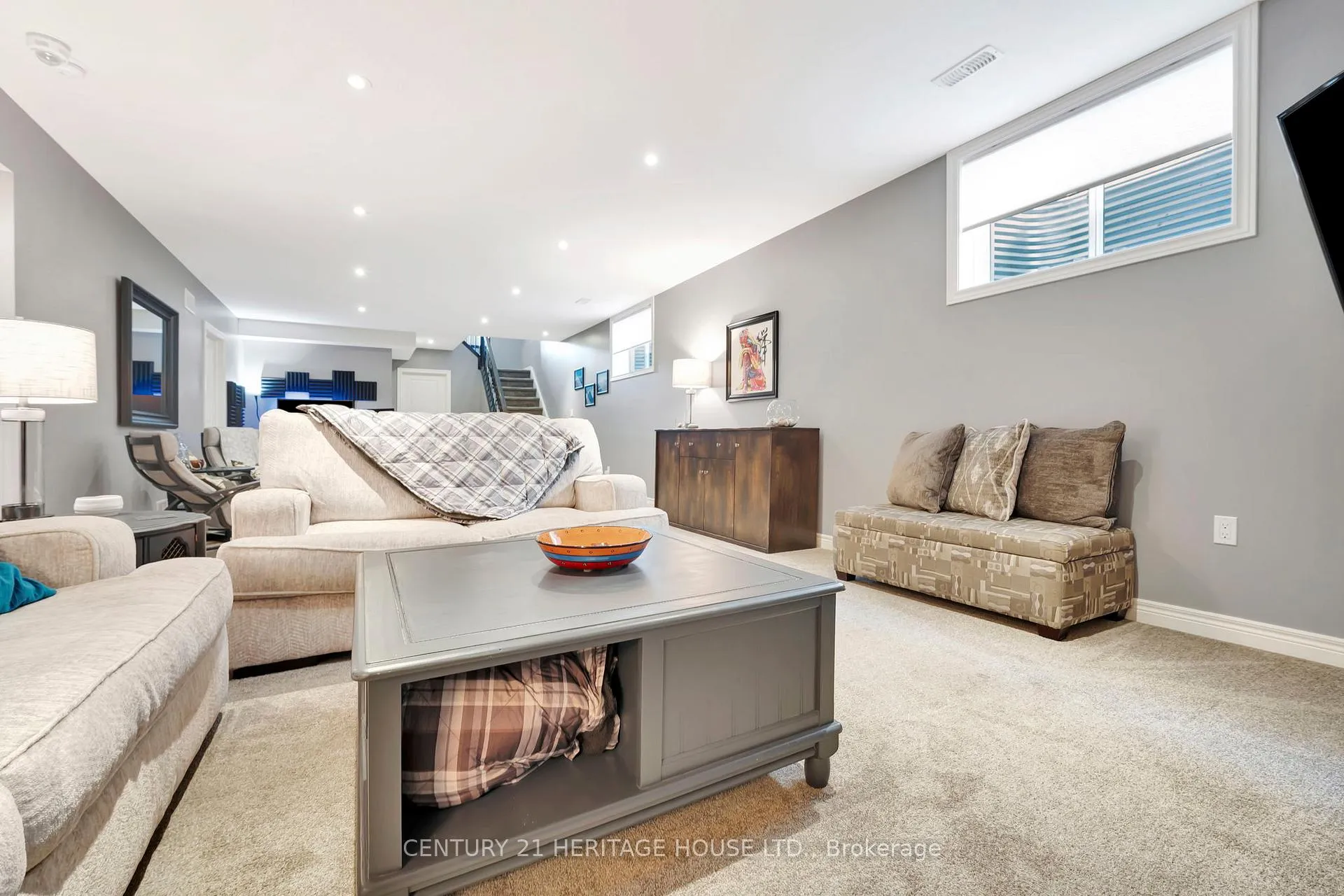 Photo 34 of 23 Hampton Street, Brant, Paris — HOMEH