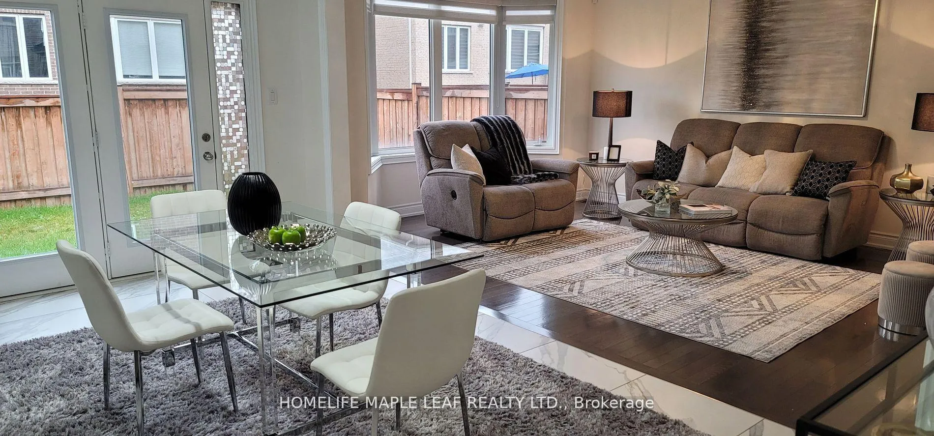 Photo 8 of 63 Boone Crescent W, Vaughan, Kleinburg — HOMEH