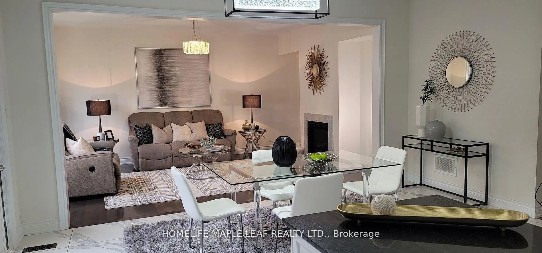 Photo 9 of 63 Boone Crescent W, Vaughan, Kleinburg — HOMEH