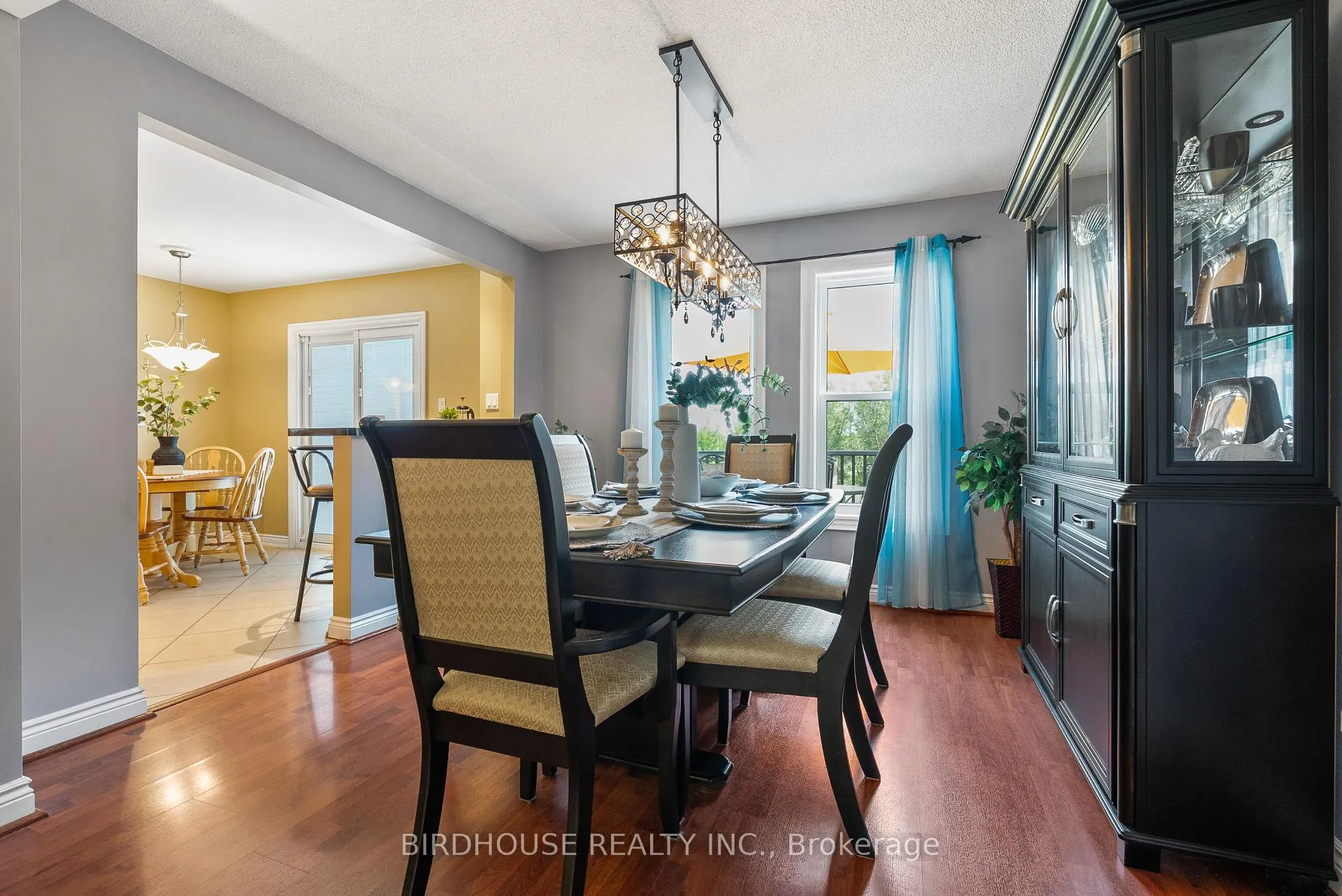 Photo 6 of 60 Cornwall Drive, Ajax, Central — HOMEH
