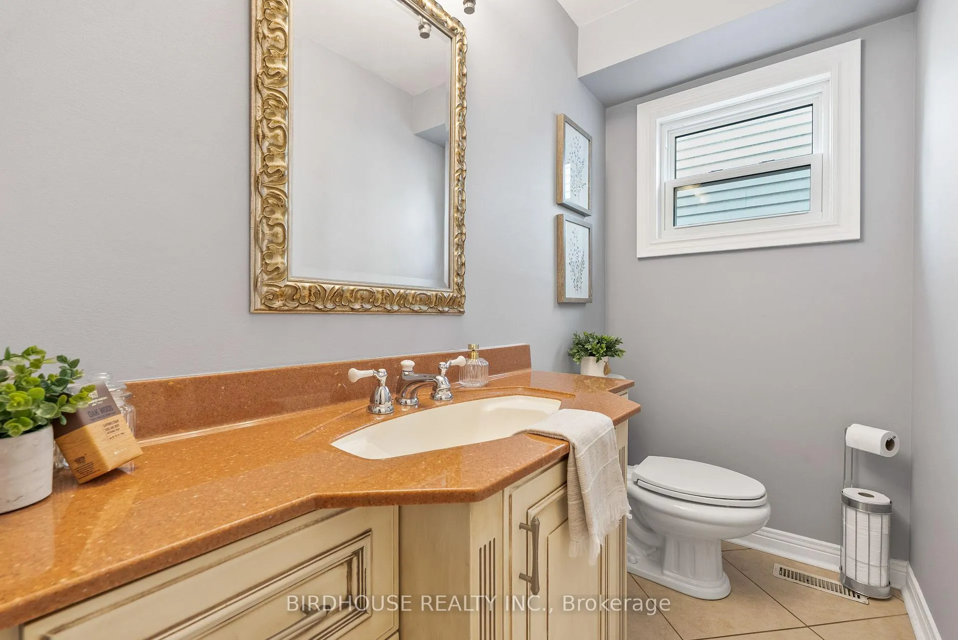 Photo 15 of 60 Cornwall Drive, Ajax, Central — HOMEH