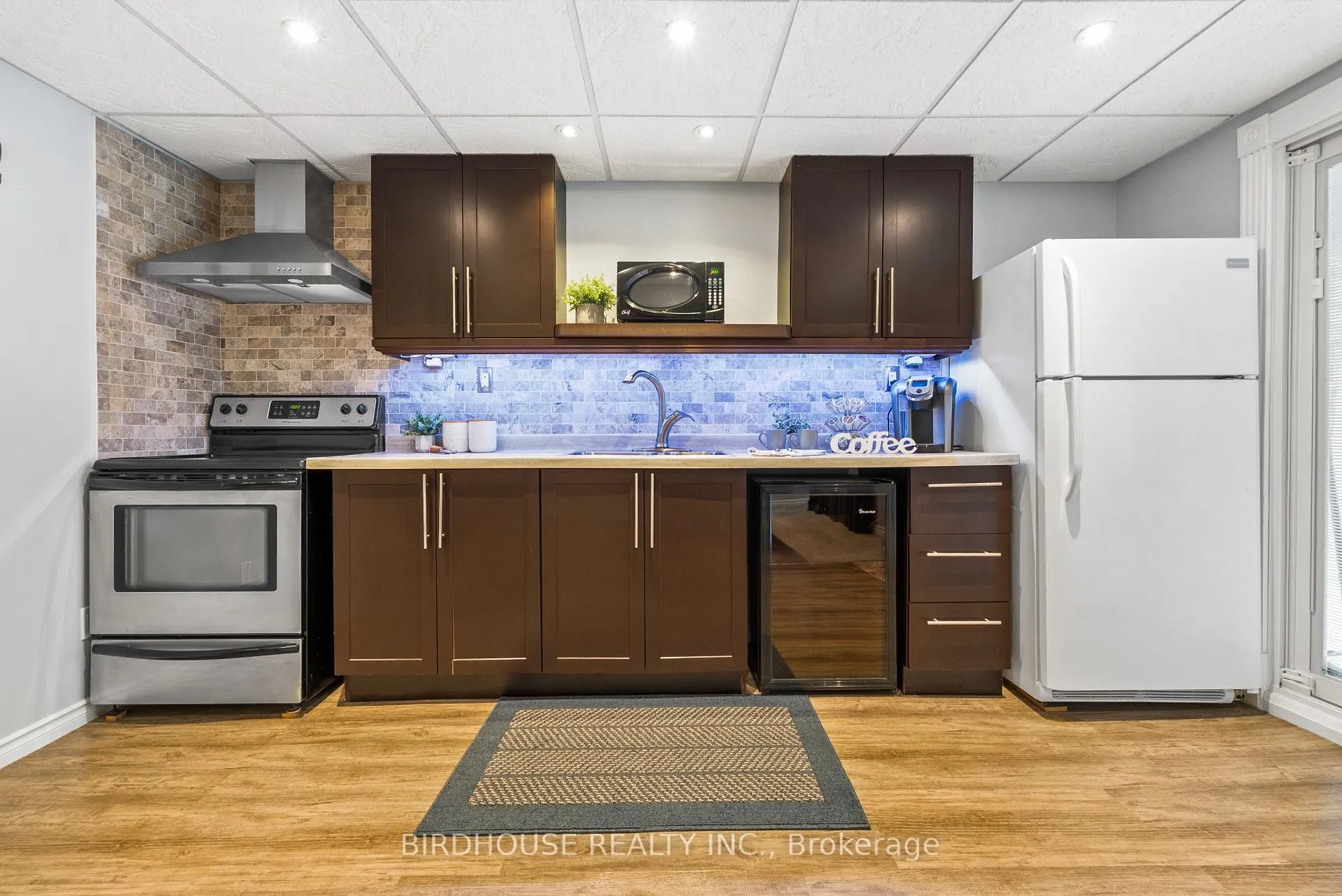 Photo 28 of 60 Cornwall Drive, Ajax, Central — HOMEH