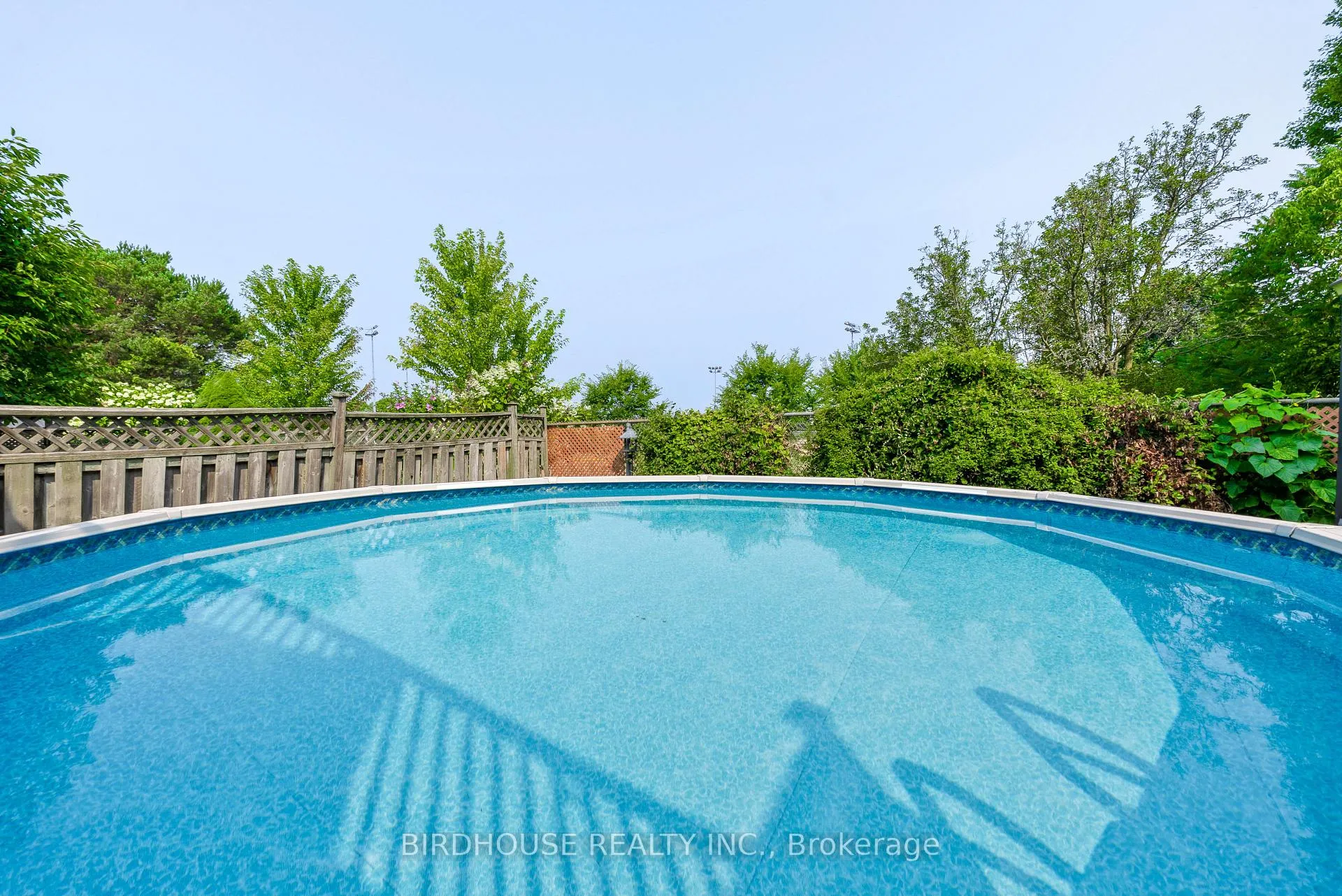 Photo 36 of 60 Cornwall Drive, Ajax, Central — HOMEH