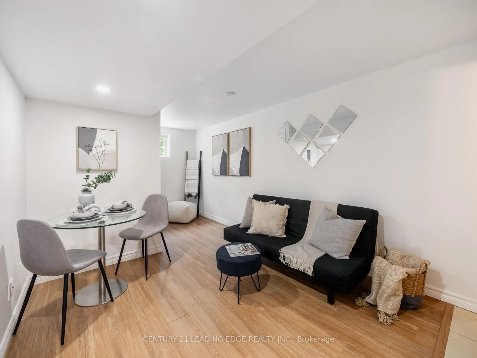 Photo 32 of 2 Daventry Road, Scarborough, Woburn — HOMEH
