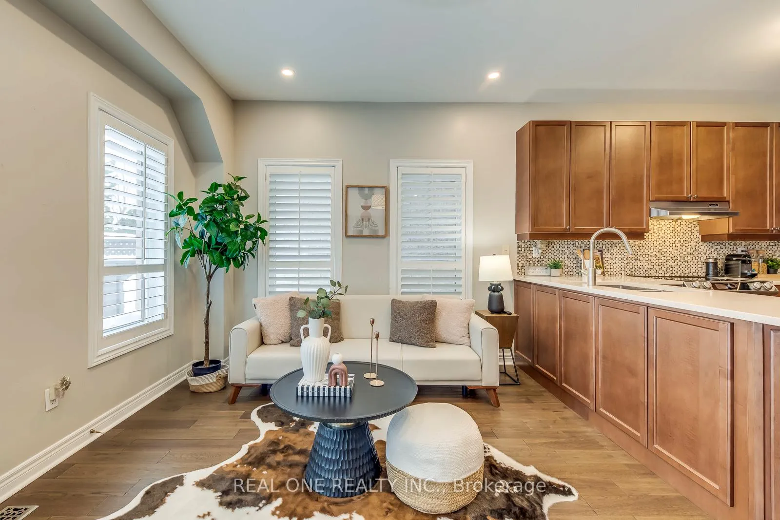 Photo 16 of 1247 Agram Drive, Oakville, Joshua Creek — HOMEH