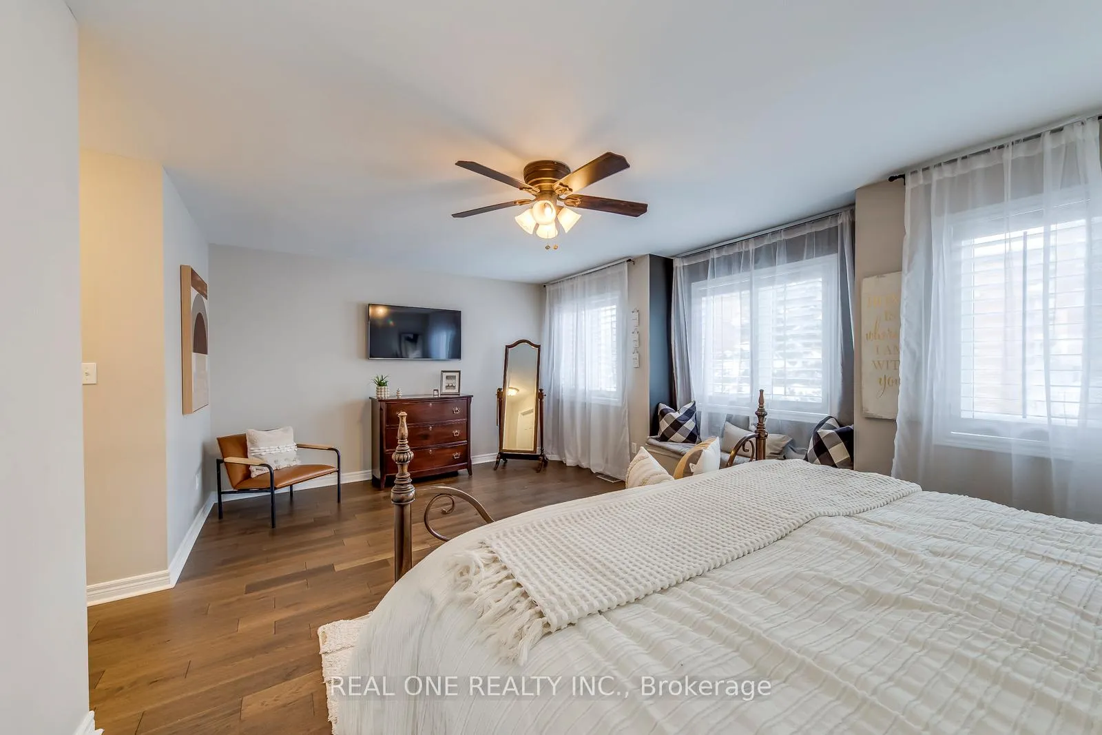 Photo 27 of 1247 Agram Drive, Oakville, Joshua Creek — HOMEH