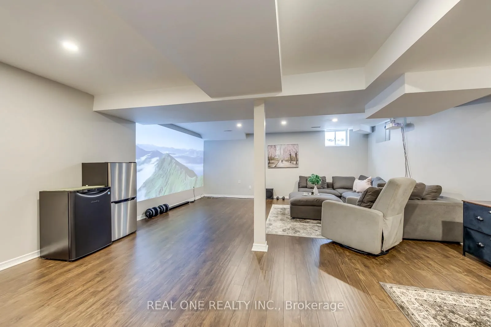 Photo 38 of 1247 Agram Drive, Oakville, Joshua Creek — HOMEH