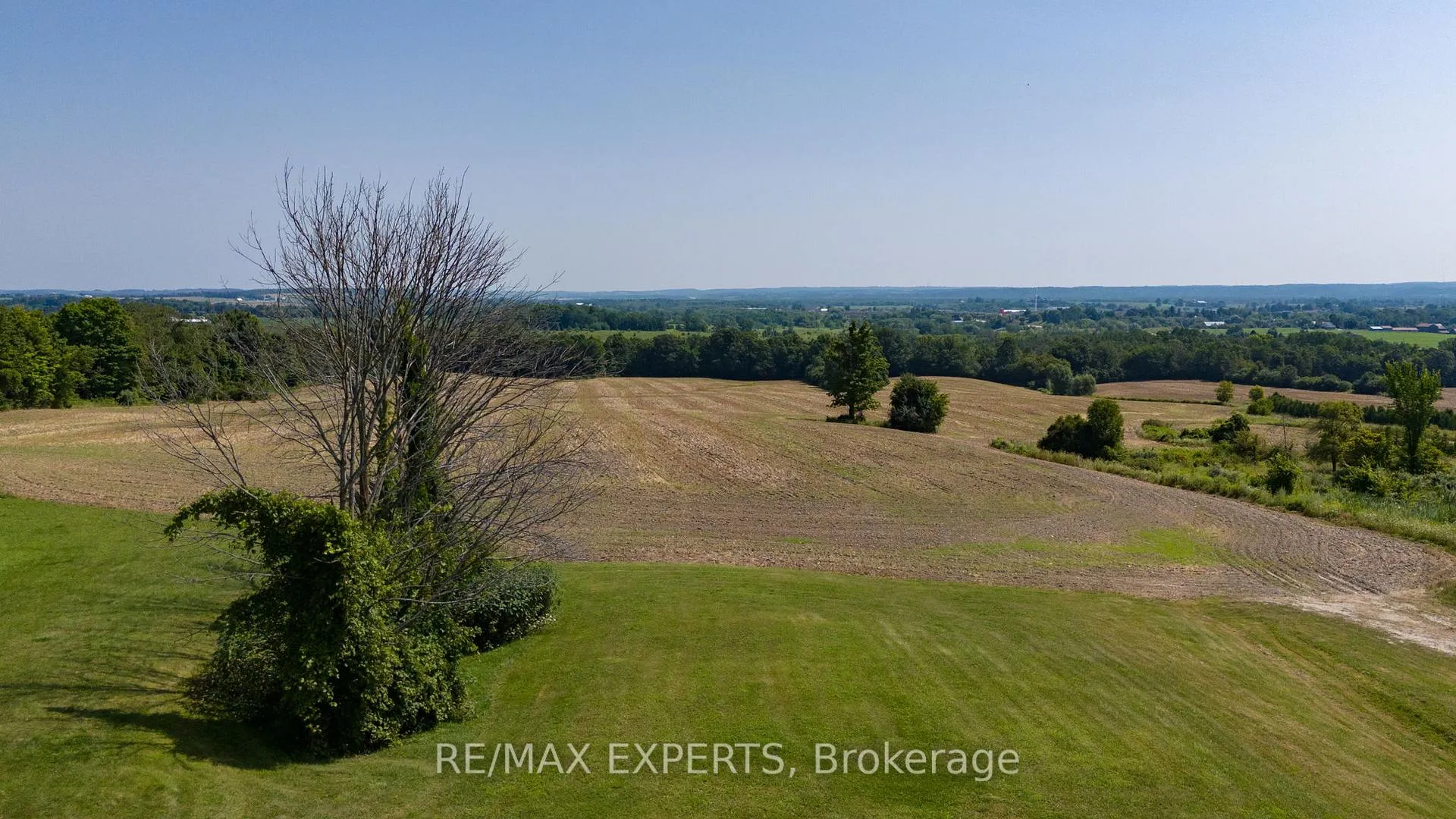 Photo 8 of 1113 17 Side Road, New Tecumseth, Rural New Tecumseth — HOMEH