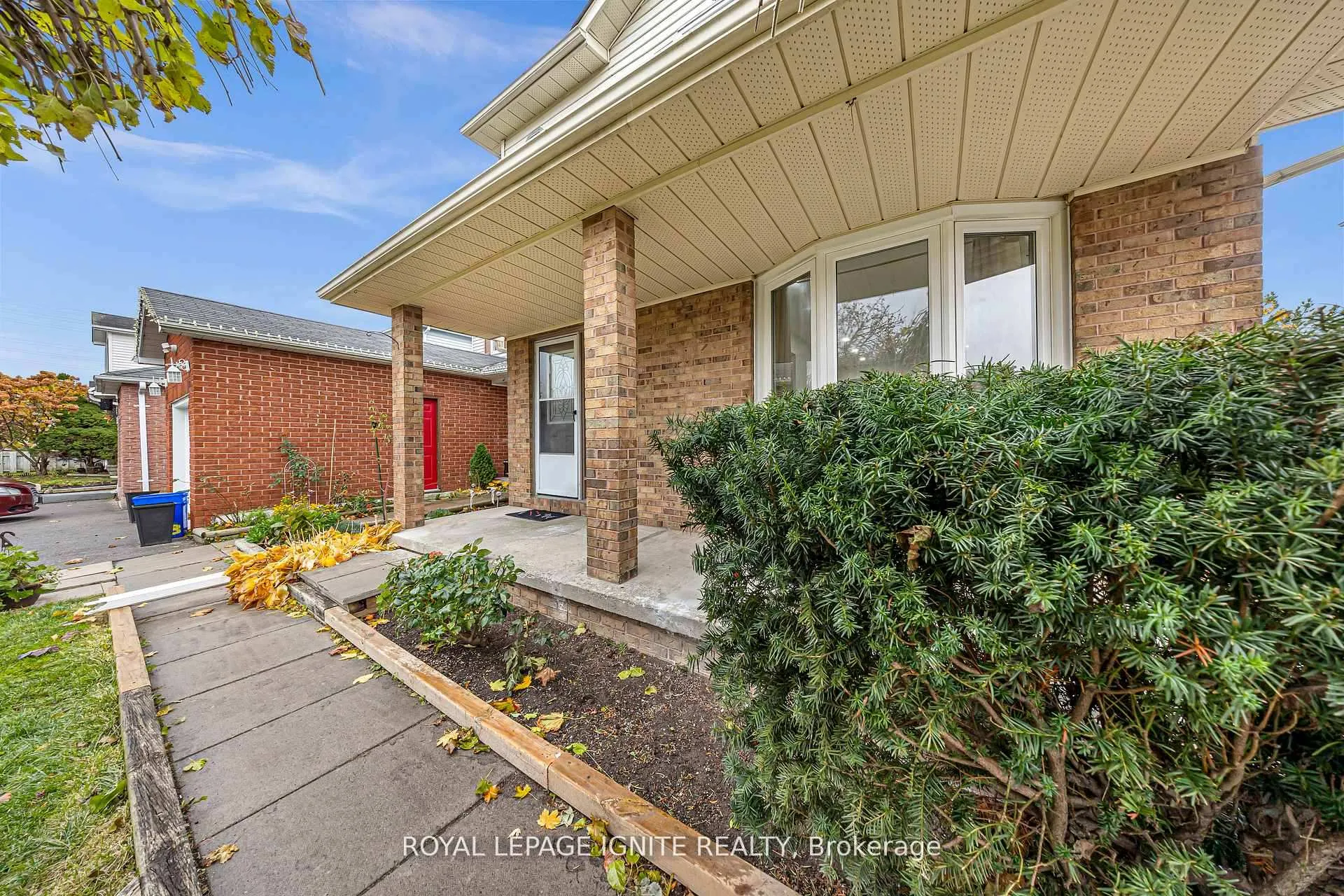 Photo 28 of 431 Cobblehill Drive, Oshawa, Pinecrest — HOMEH