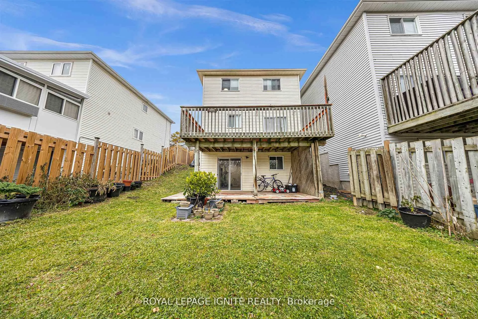 Photo 29 of 431 Cobblehill Drive, Oshawa, Pinecrest — HOMEH