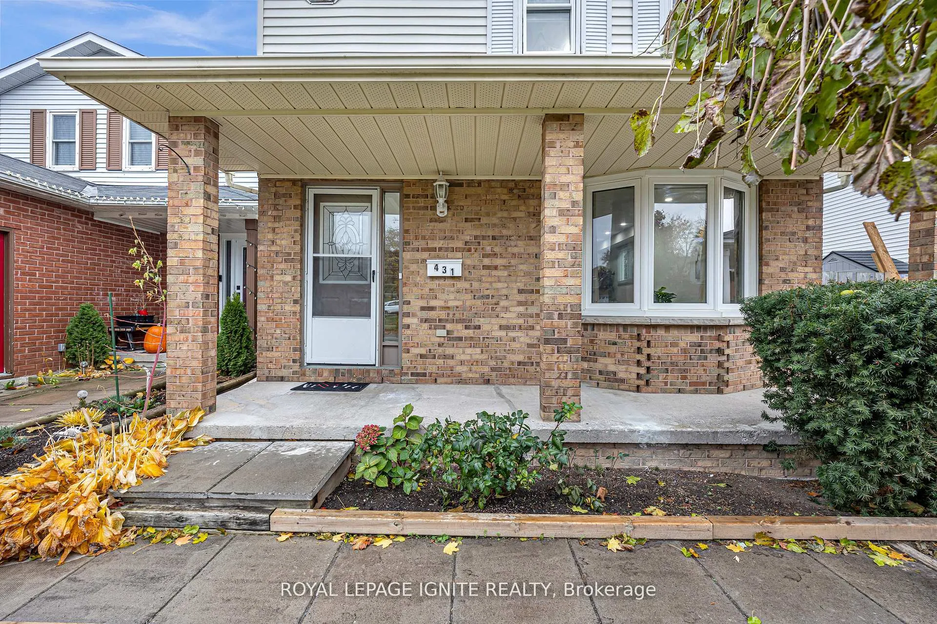 Photo 30 of 431 Cobblehill Drive, Oshawa, Pinecrest — HOMEH