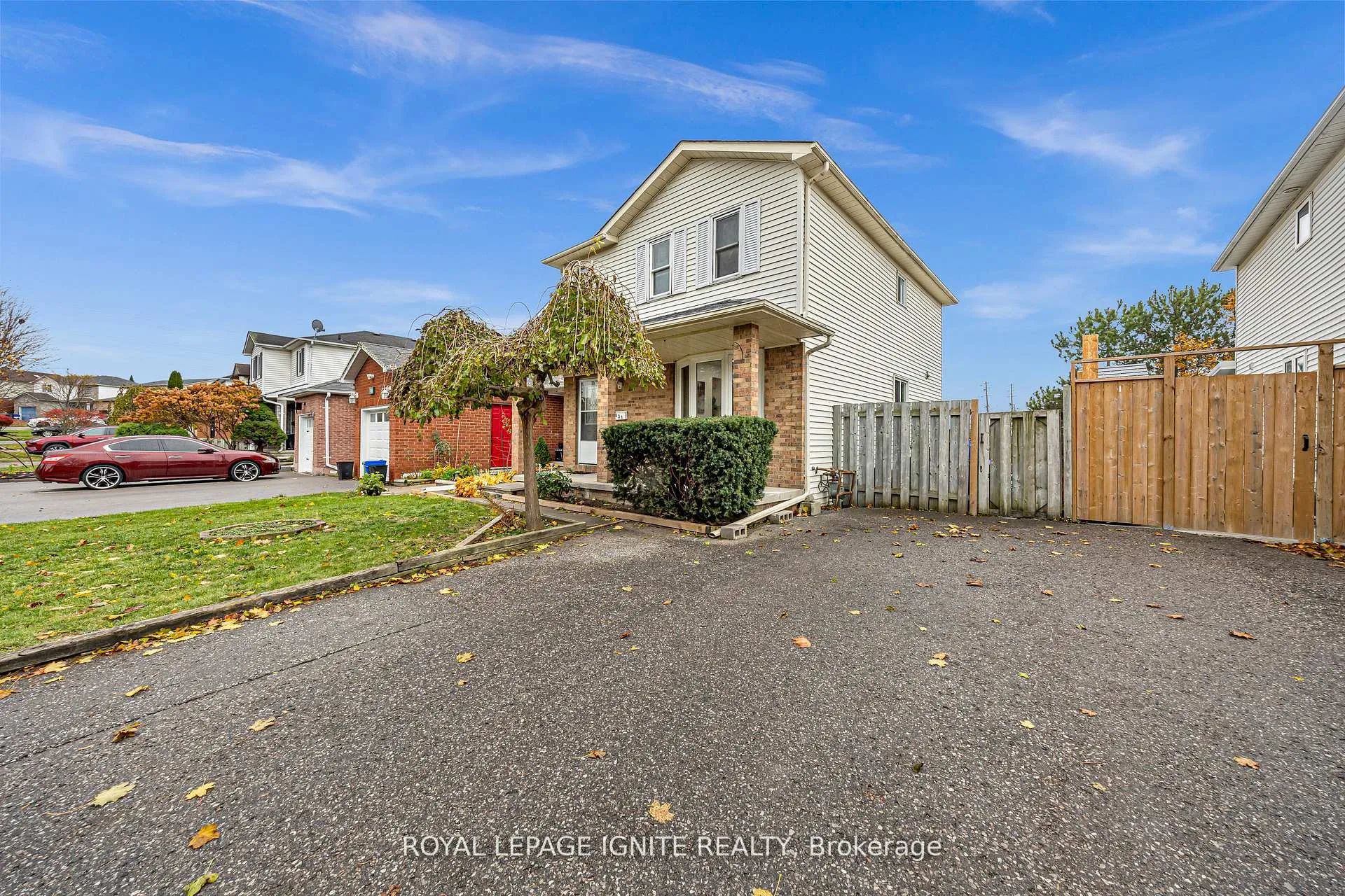 Photo 31 of 431 Cobblehill Drive, Oshawa, Pinecrest — HOMEH