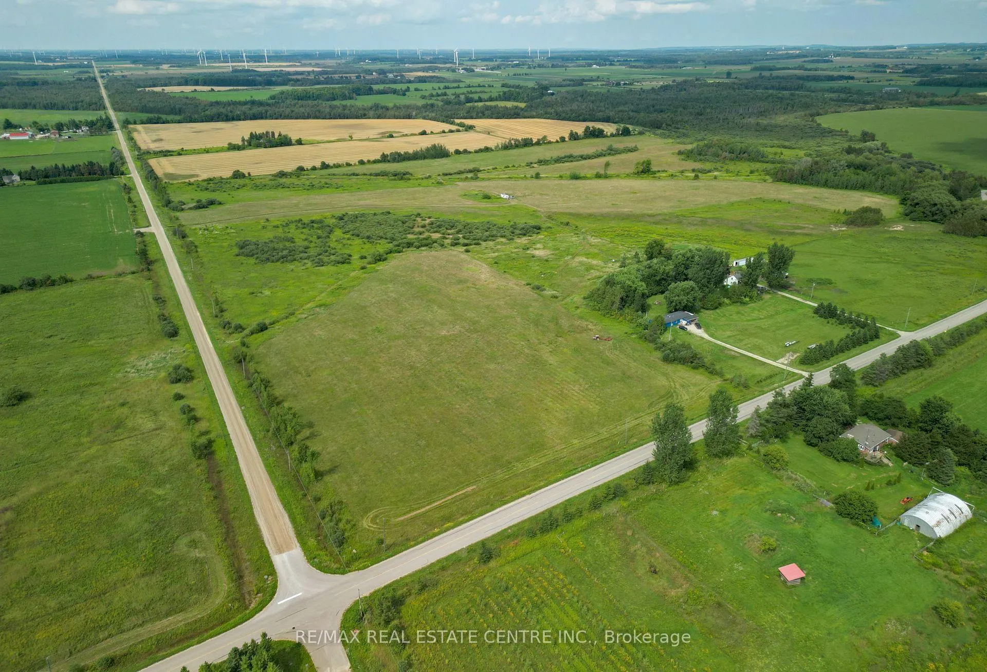Photo 1 of 383299 20 Side Road, Amaranth, Rural Amaranth — HOMEH
