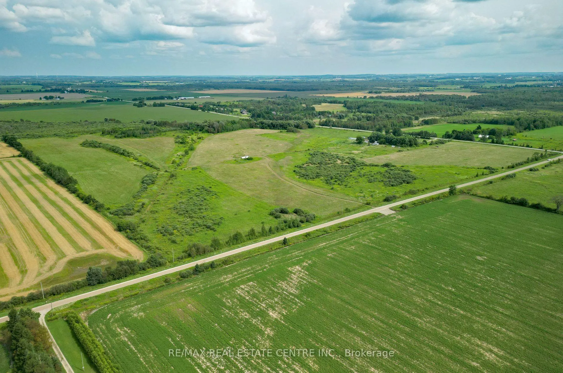 Photo 4 of 383299 20 Side Road, Amaranth, Rural Amaranth — HOMEH