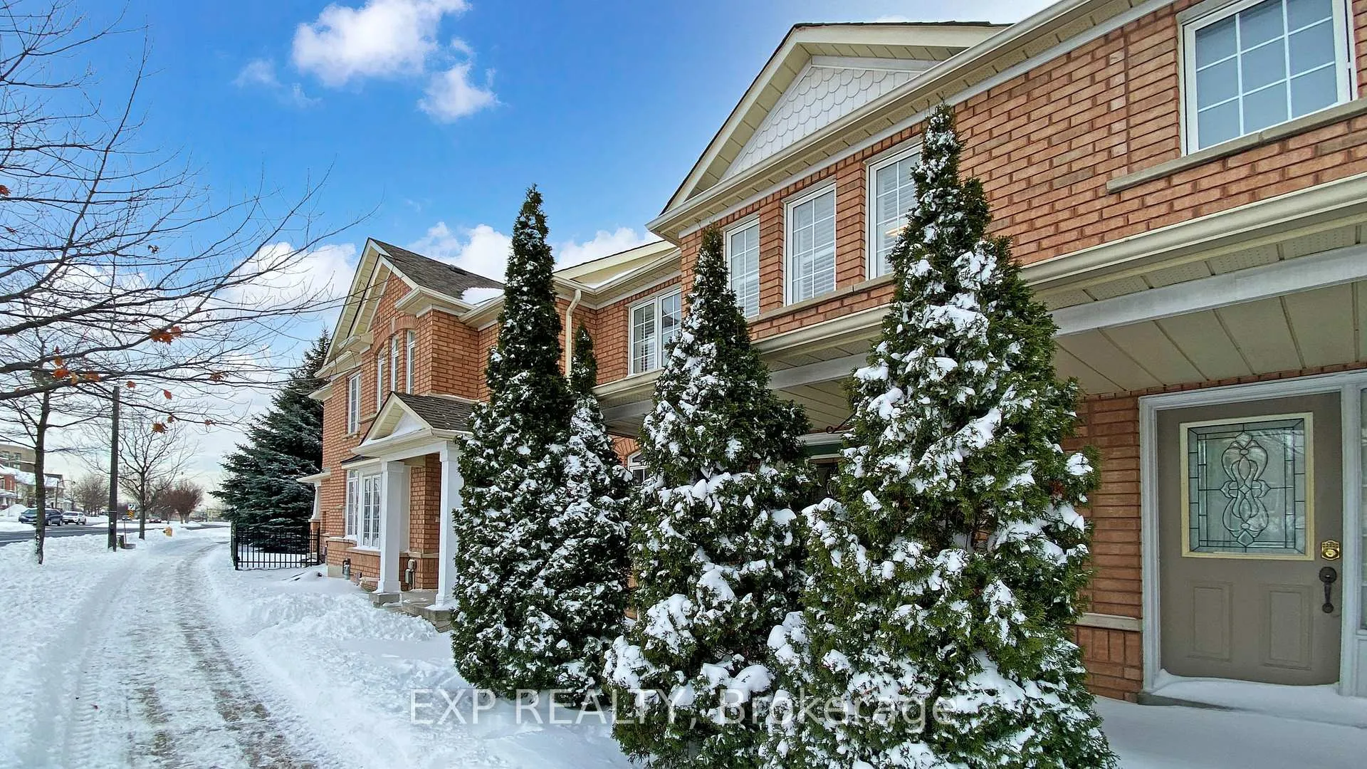Photo 3 of 465 Bur Oak Avenue, Markham, Berczy — HOMEH