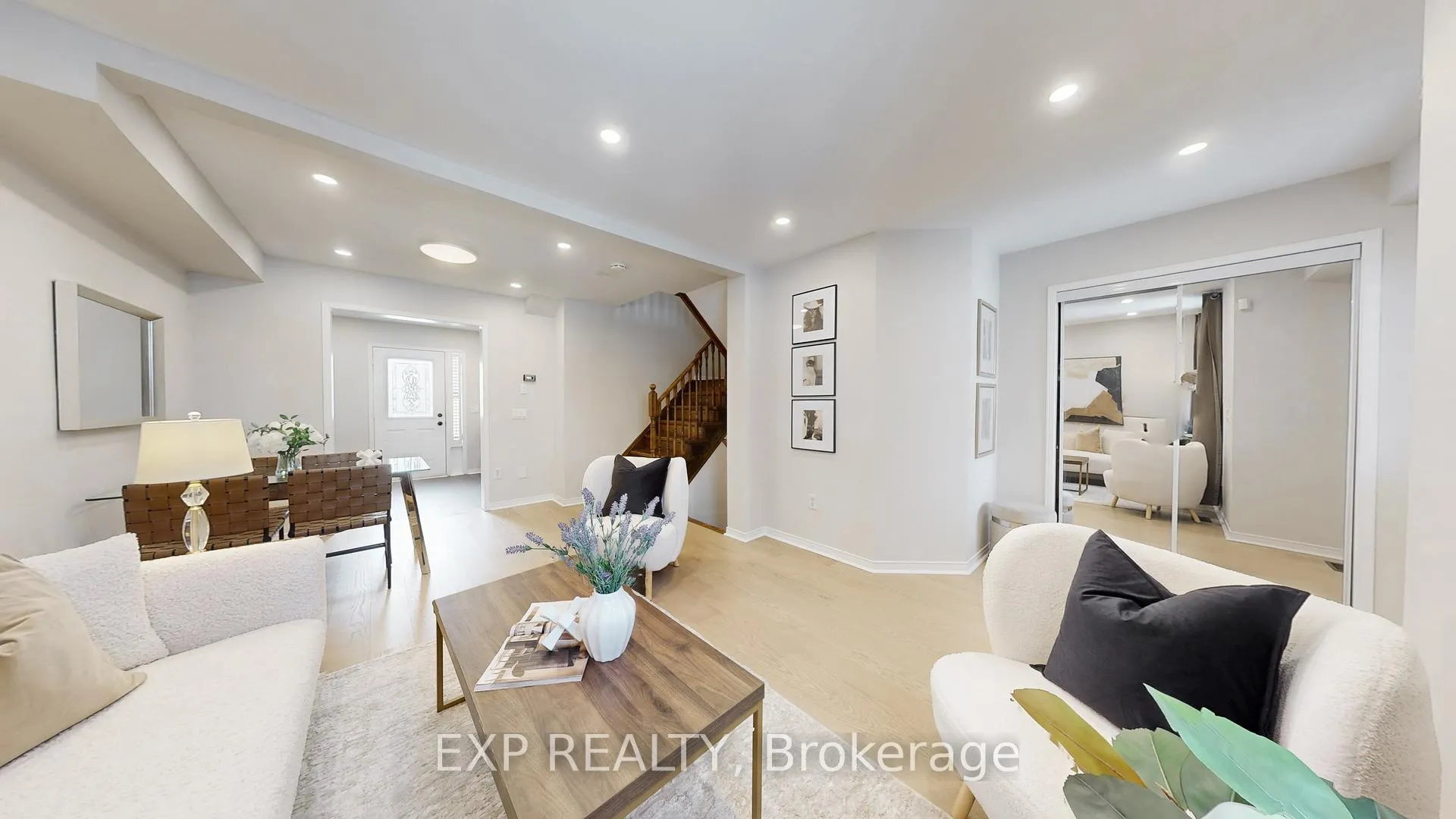 Photo 7 of 465 Bur Oak Avenue, Markham, Berczy — HOMEH