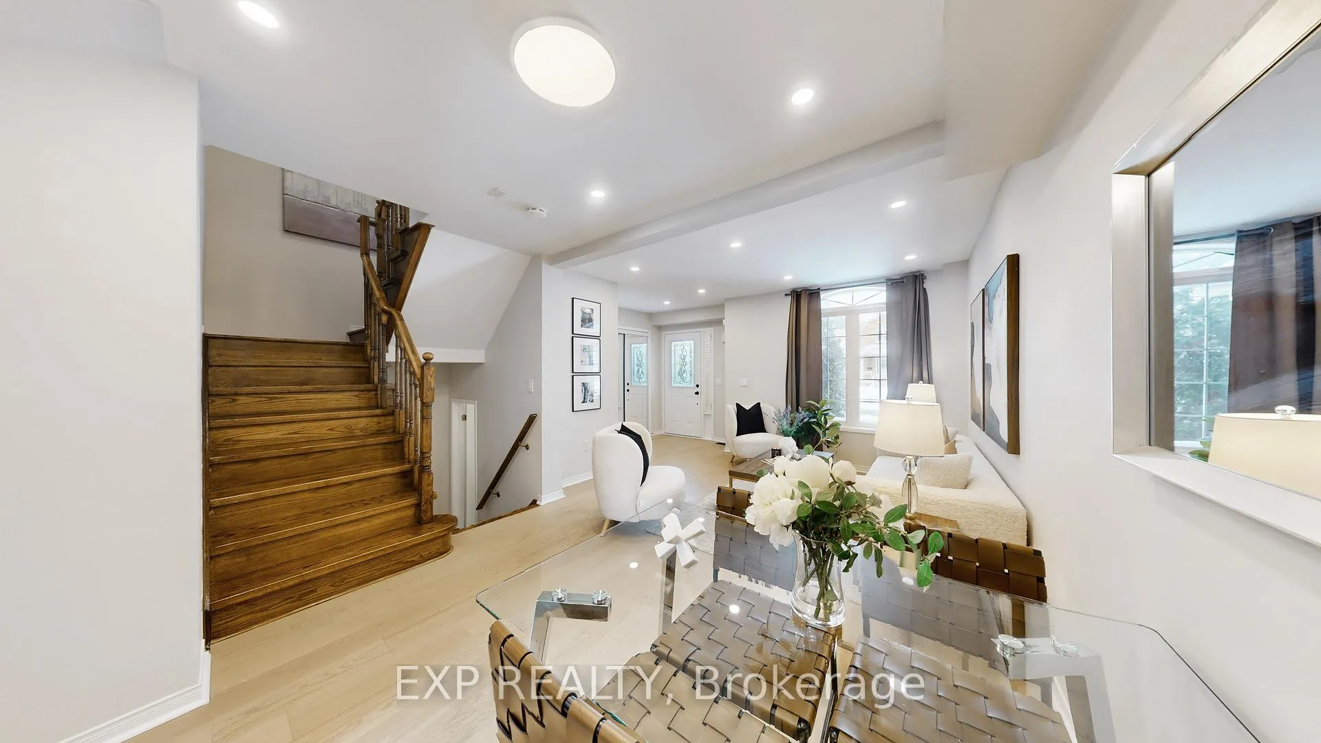 Photo 9 of 465 Bur Oak Avenue, Markham, Berczy — HOMEH