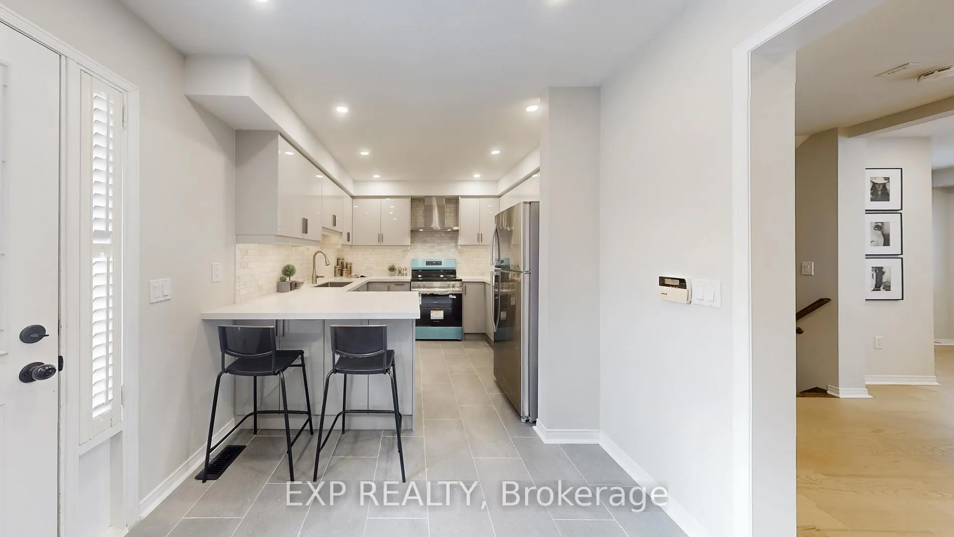 Photo 13 of 465 Bur Oak Avenue, Markham, Berczy — HOMEH