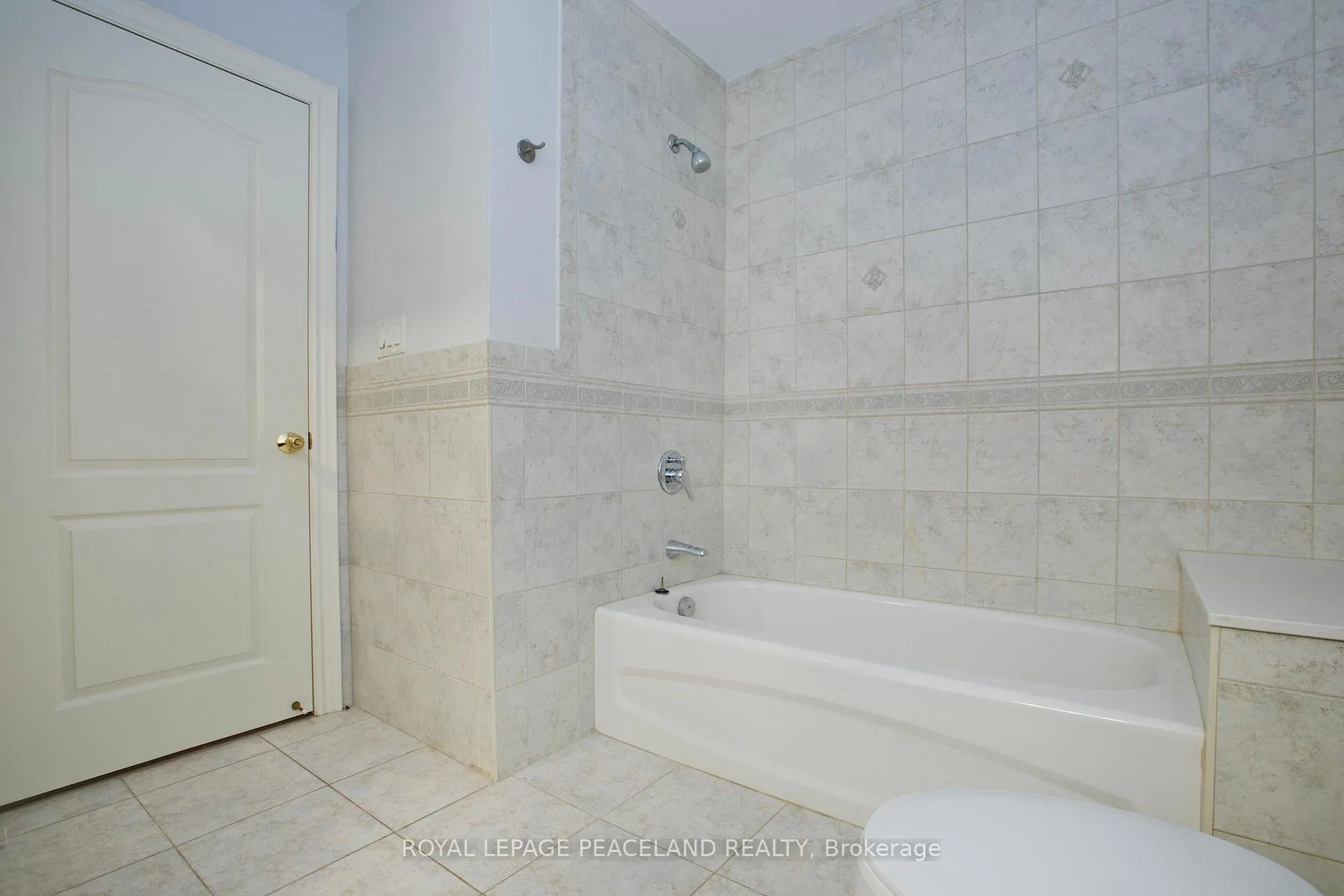 Photo 37 of 3 River Bend Road, Markham, Village Green-South Unionville — HOMEH