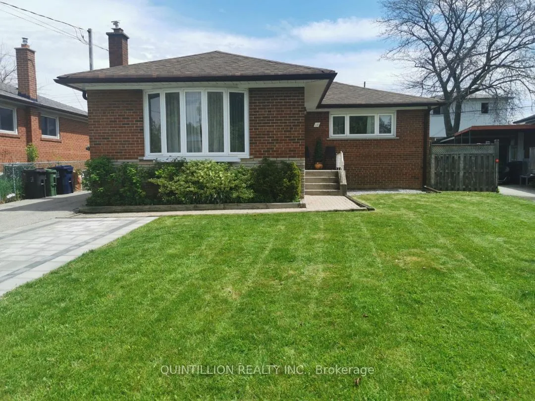 Photo 2 of 17 Tordale Crescent, Scarborough, Bendale — HOMEH
