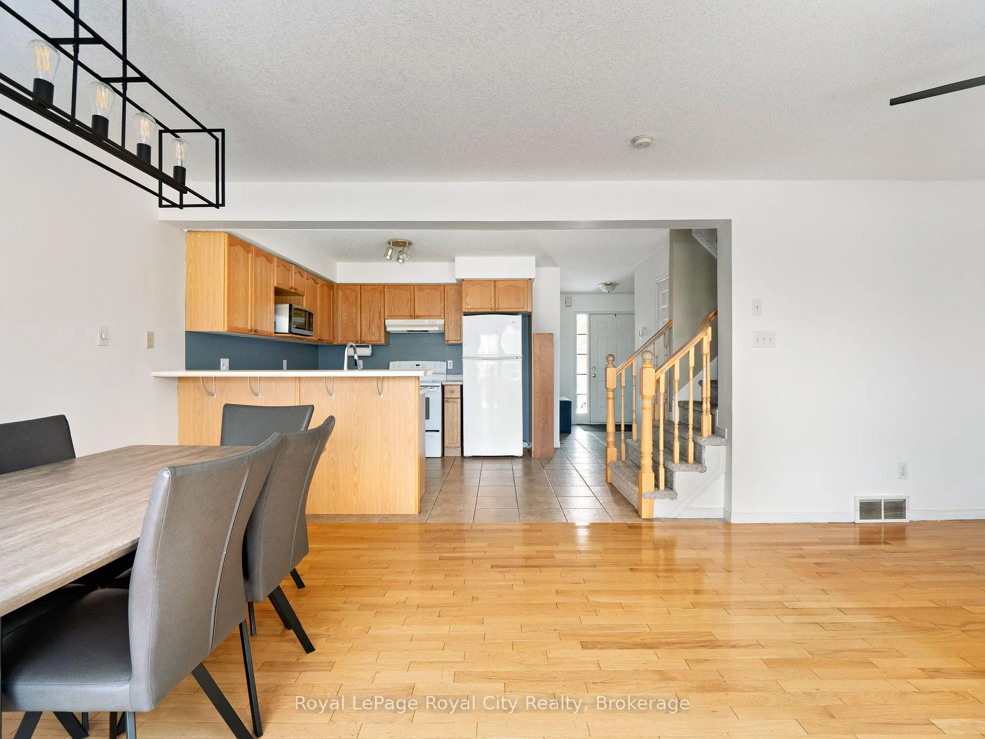Photo 10 of 47 Schroder Crescent, Guelph, Grange Road — HOMEH