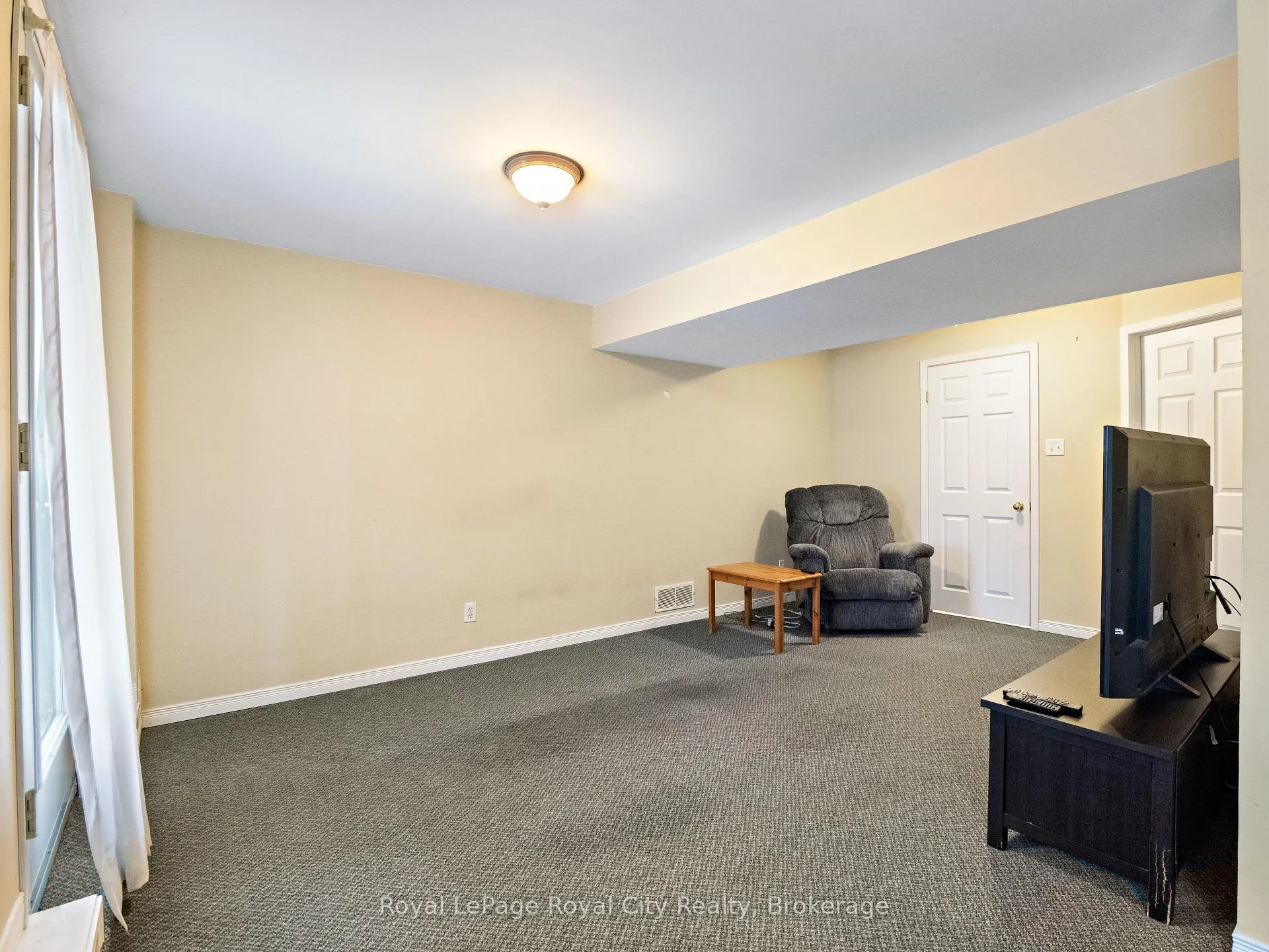 Photo 28 of 47 Schroder Crescent, Guelph, Grange Road — HOMEH