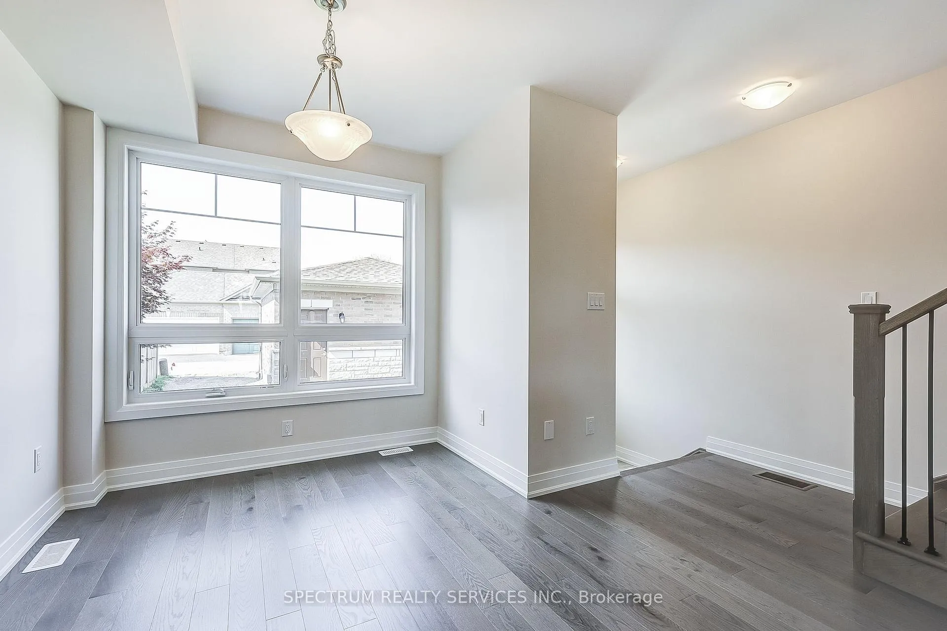 Photo 12 of 38 Lindcrest Manor, Markham, Cornell — HOMEH