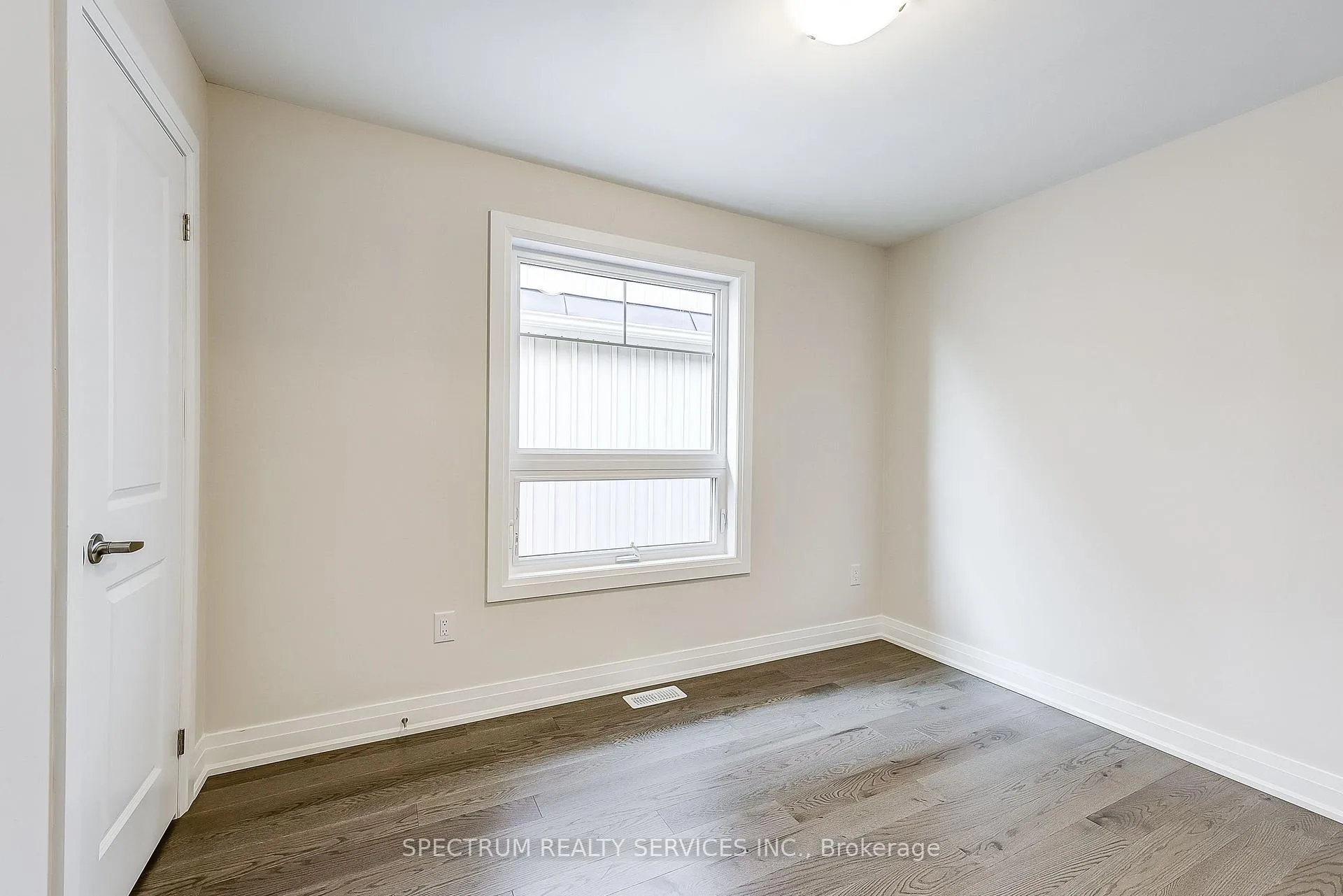 Photo 15 of 38 Lindcrest Manor, Markham, Cornell — HOMEH