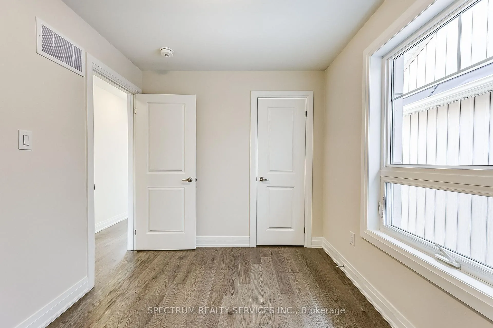 Photo 16 of 38 Lindcrest Manor, Markham, Cornell — HOMEH